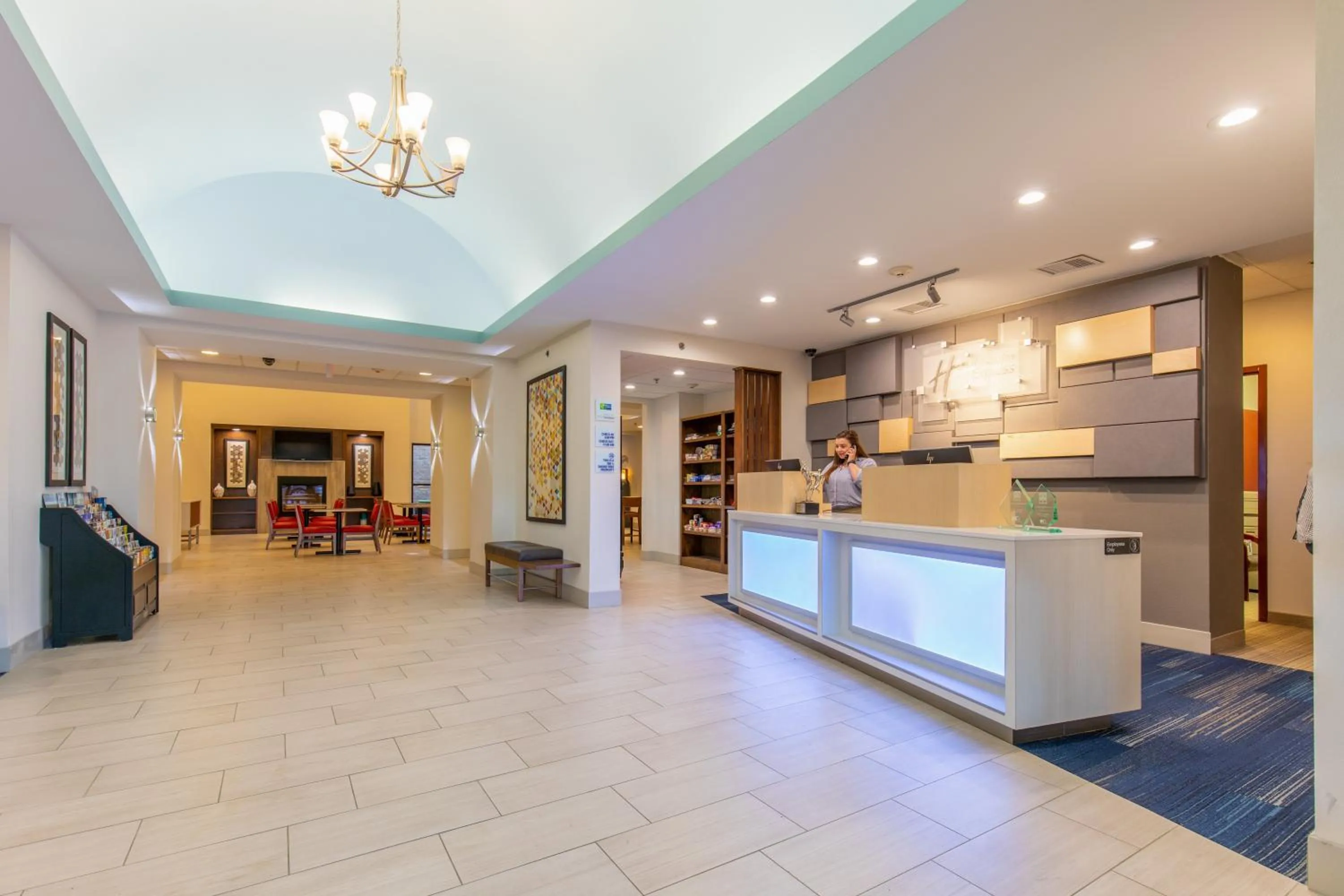 Property building in Holiday Inn Express Johnson City by IHG