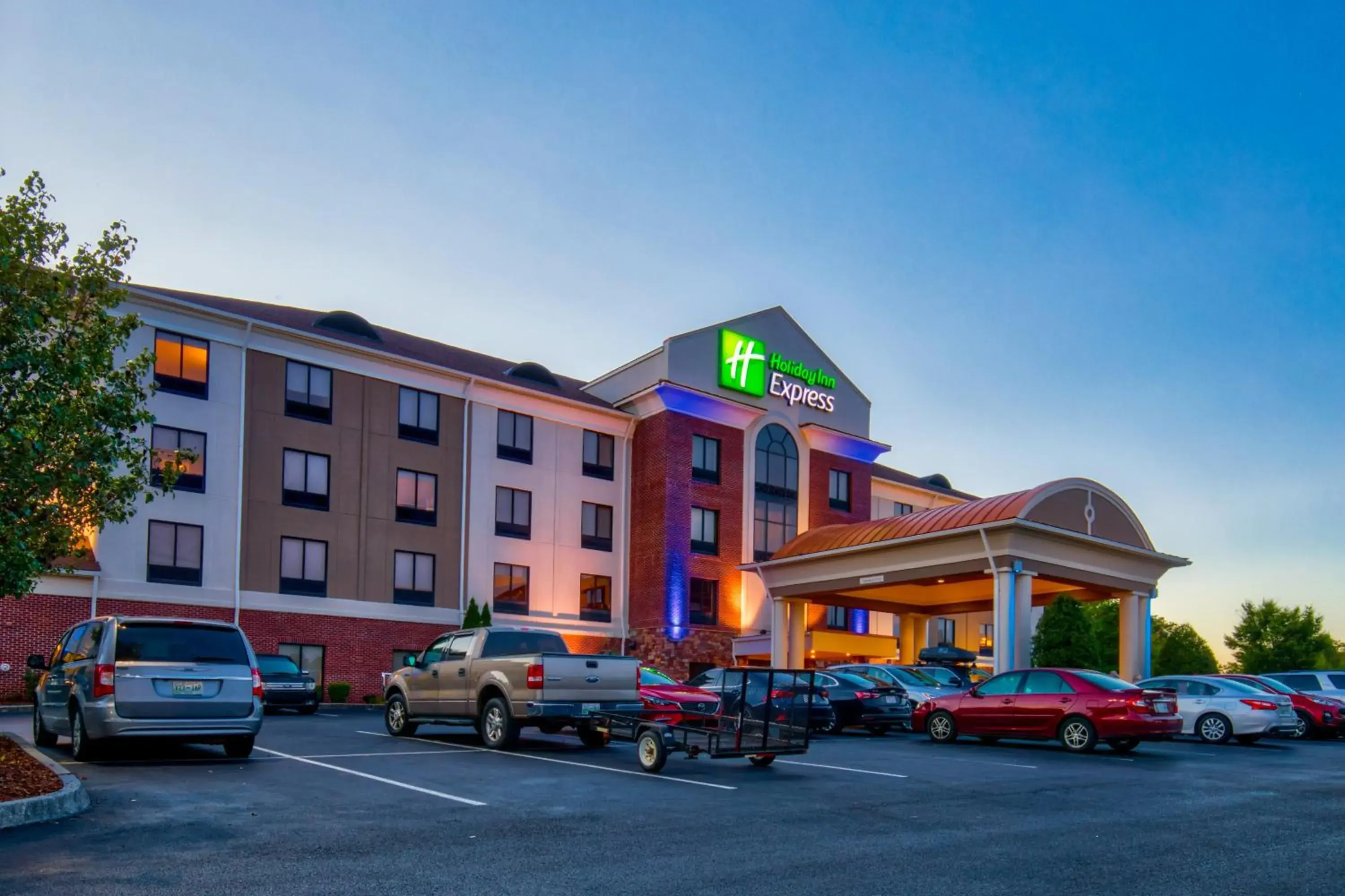 Property building in Holiday Inn Express Johnson City by IHG Property building in Holiday Inn Express Johnson City by IHG