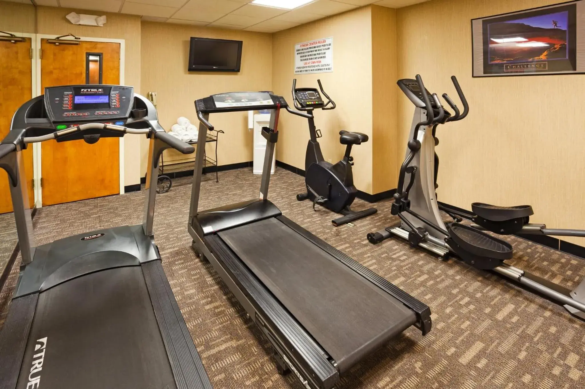 Fitness centre/facilities in Holiday Inn Johnson City by IHG Fitness centre/facilities in Holiday Inn Johnson City by IHG