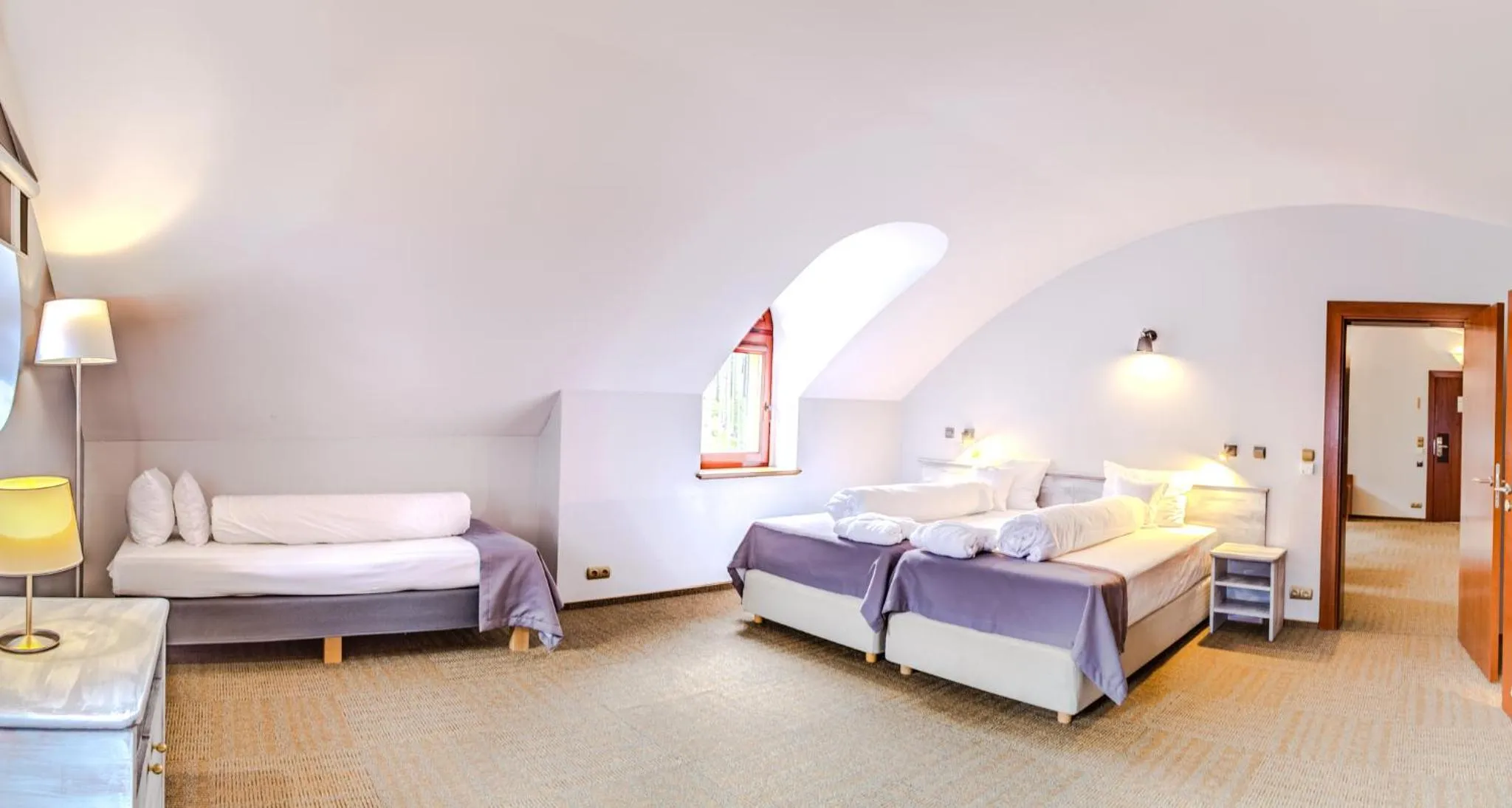 Shower, Bed in Jelenia Struga MEDICAL SPA