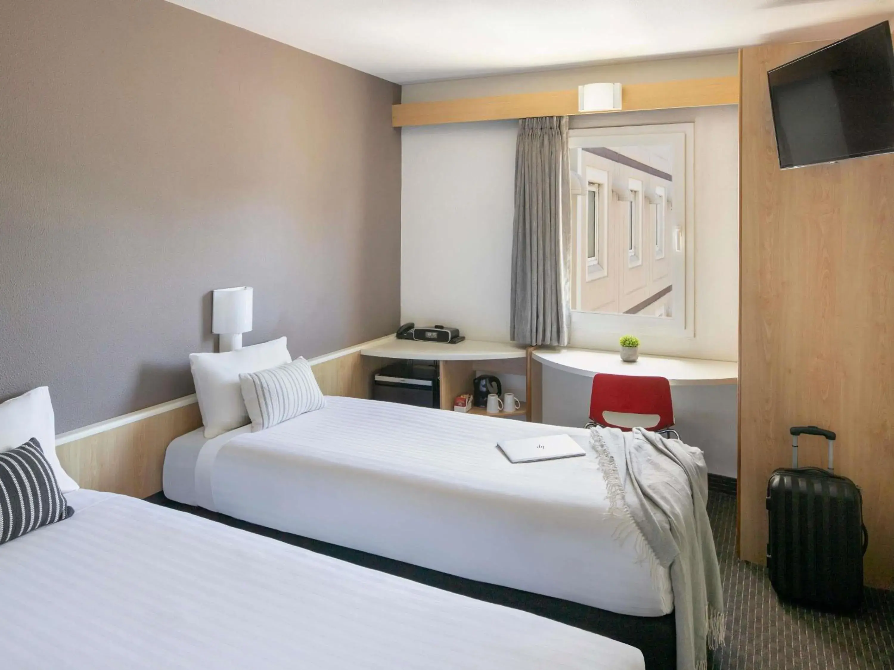 Bedroom, Bed in ibis Newcastle Bedroom, Bed in ibis Newcastle