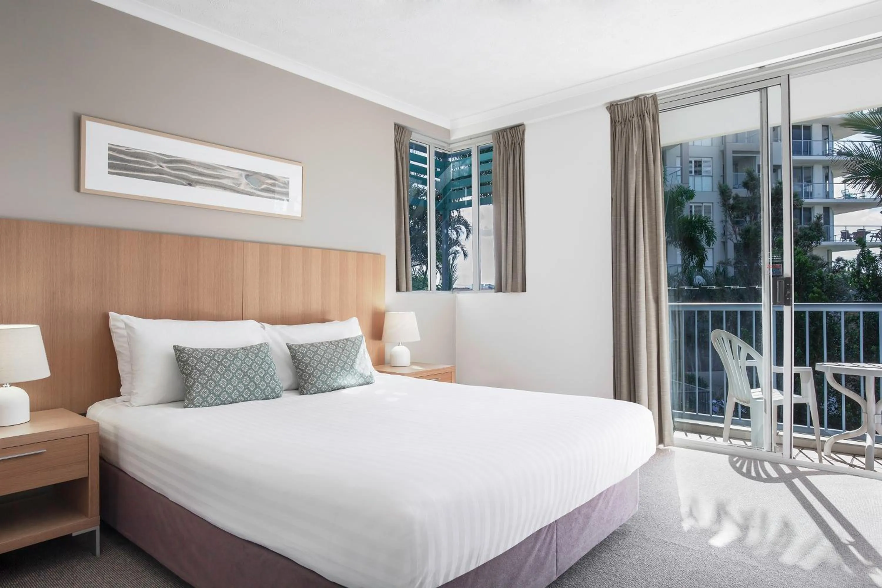 Bedroom, Bed in BreakFree Diamond Beach