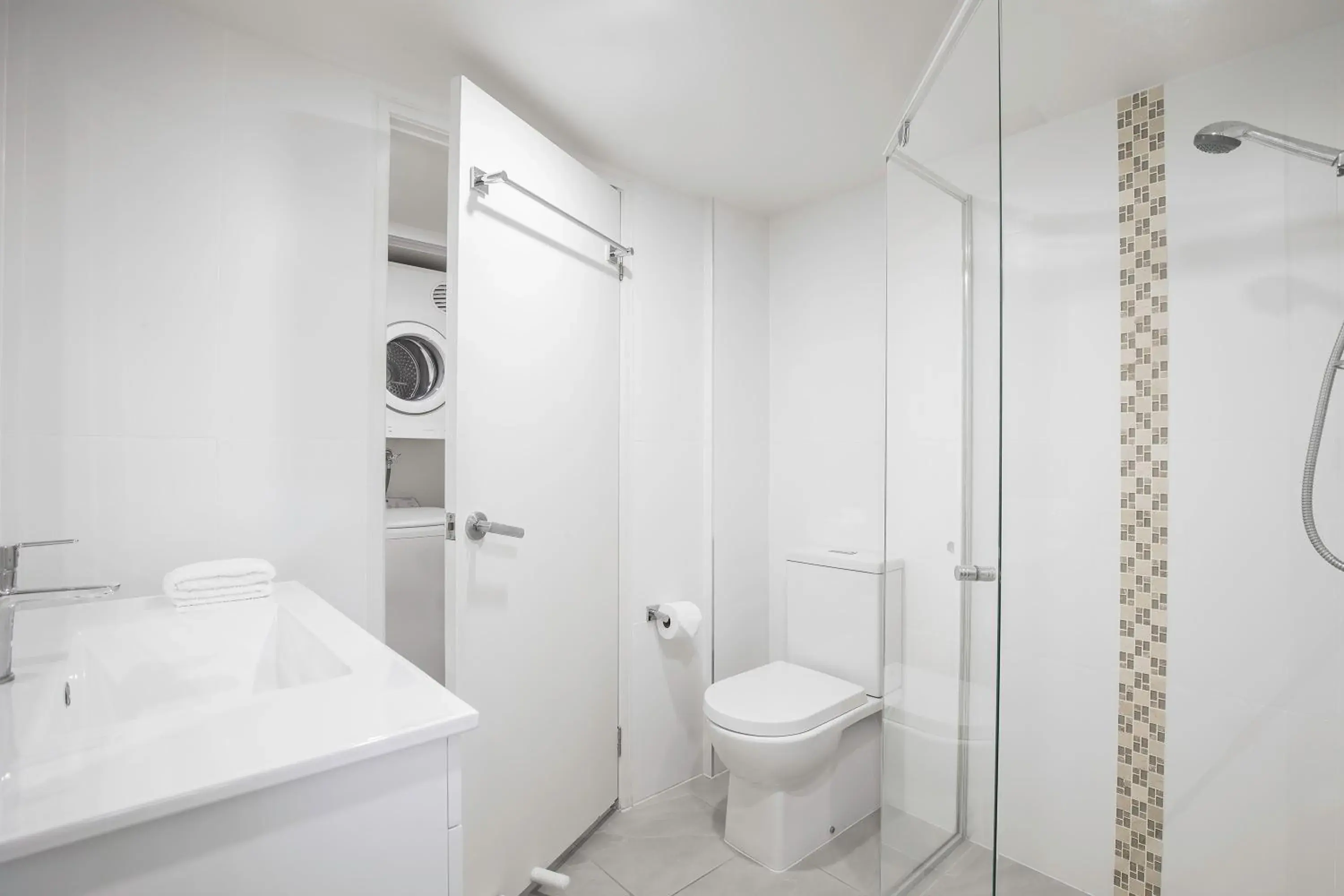 Toilet in BreakFree Diamond Beach Toilet in BreakFree Diamond Beach