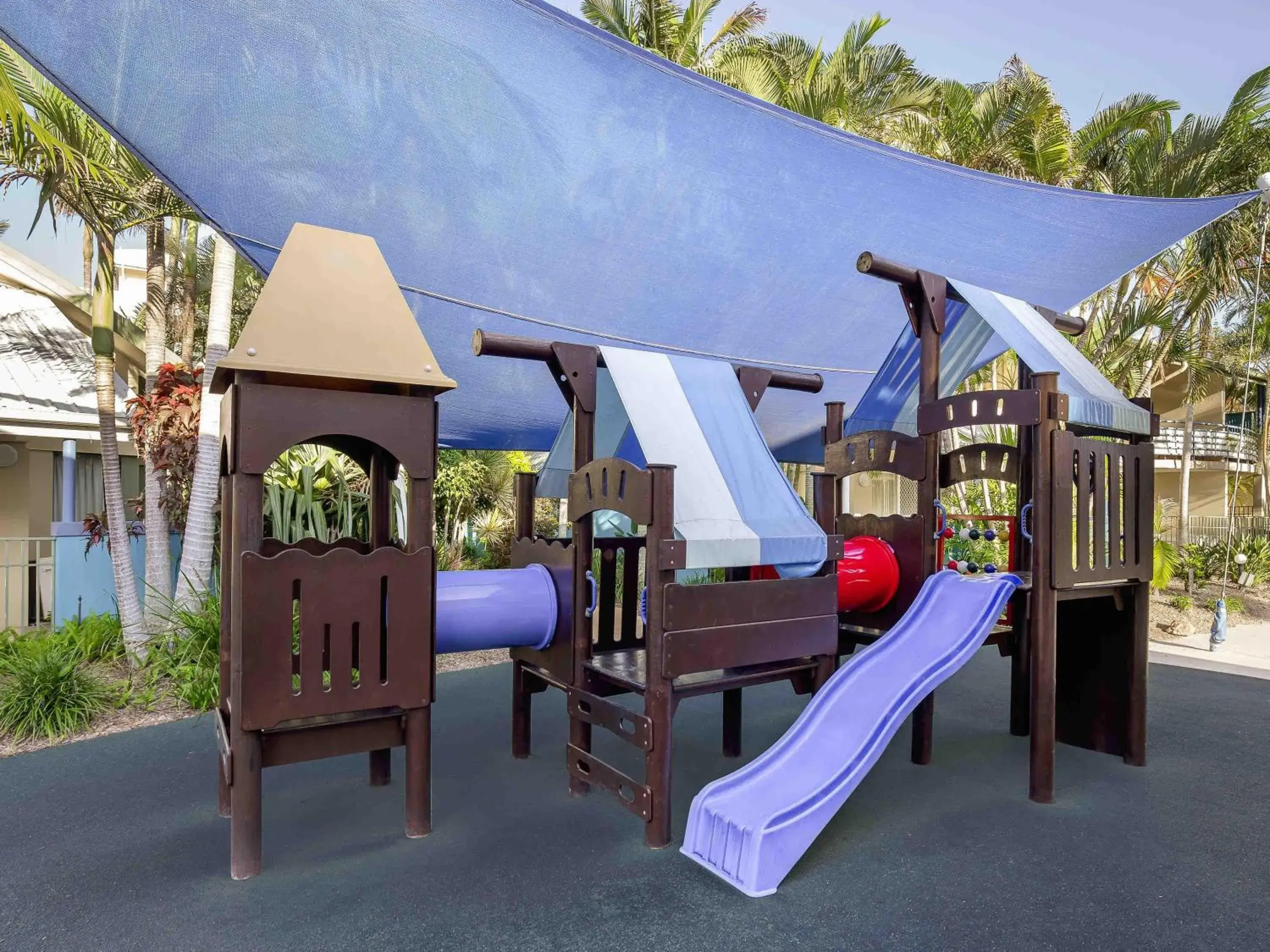 Property building in BreakFree Diamond Beach Property building in BreakFree Diamond Beach