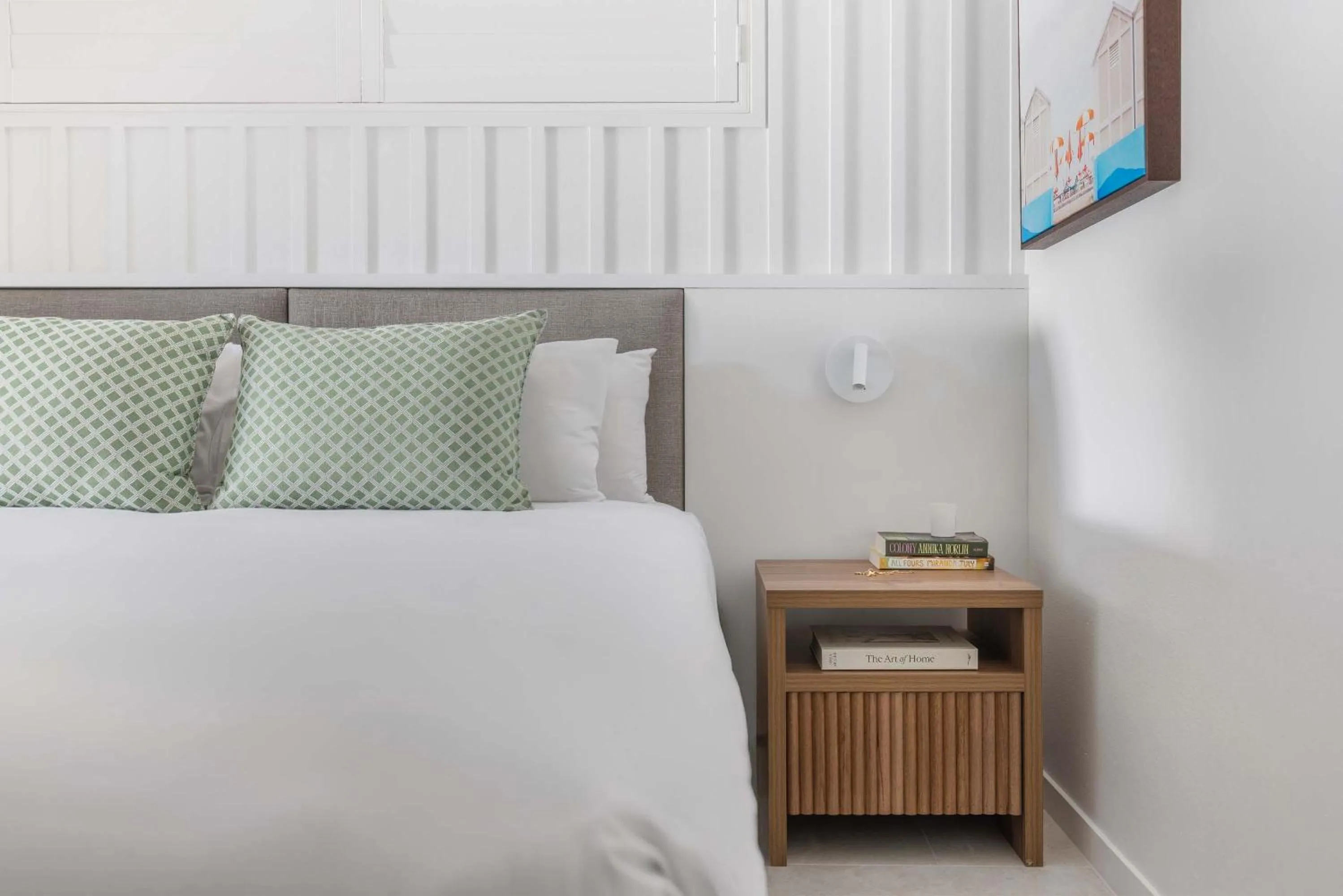 Bed in Mantra French Quarter Noosa