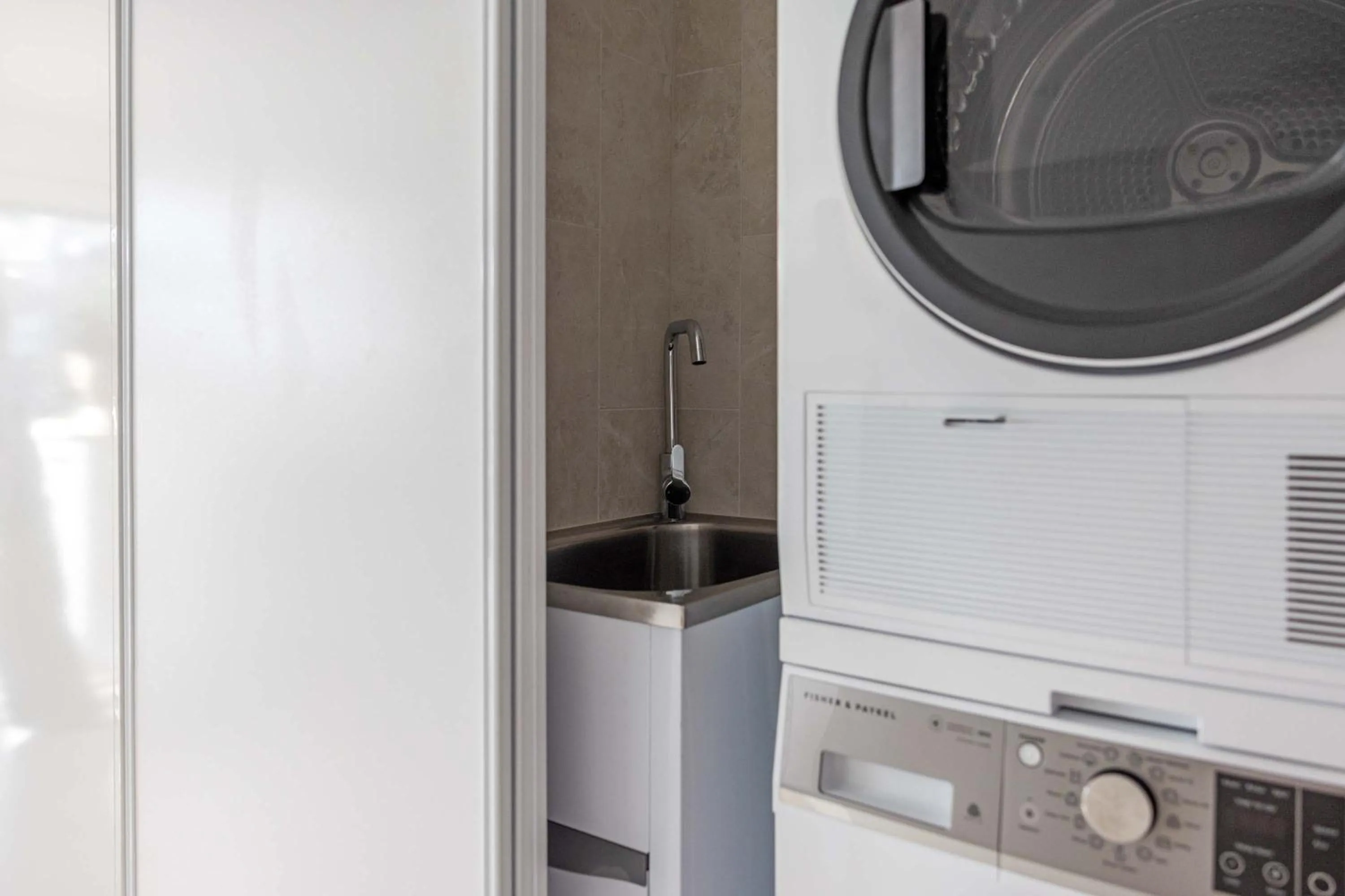 laundry in Mantra French Quarter Noosa