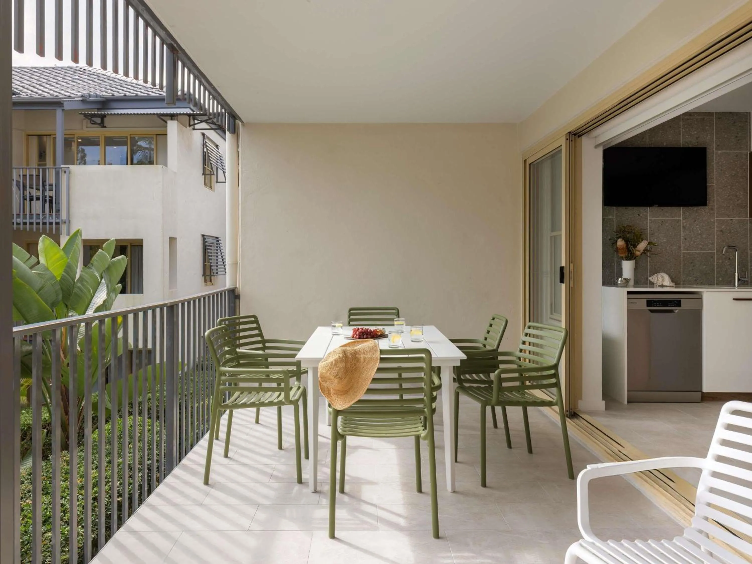 Bedroom in Mantra French Quarter Noosa