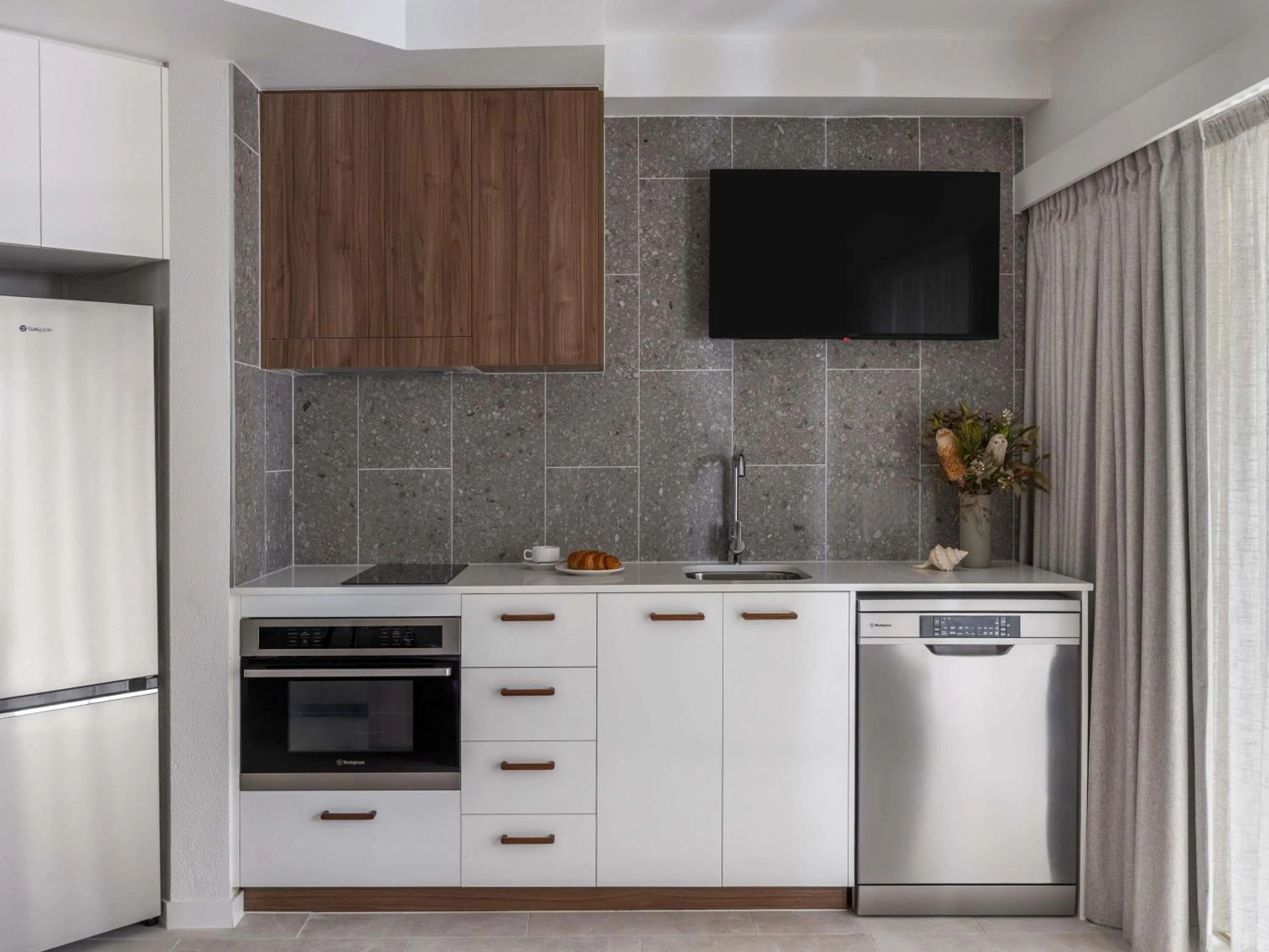 Bedroom in Mantra French Quarter Noosa