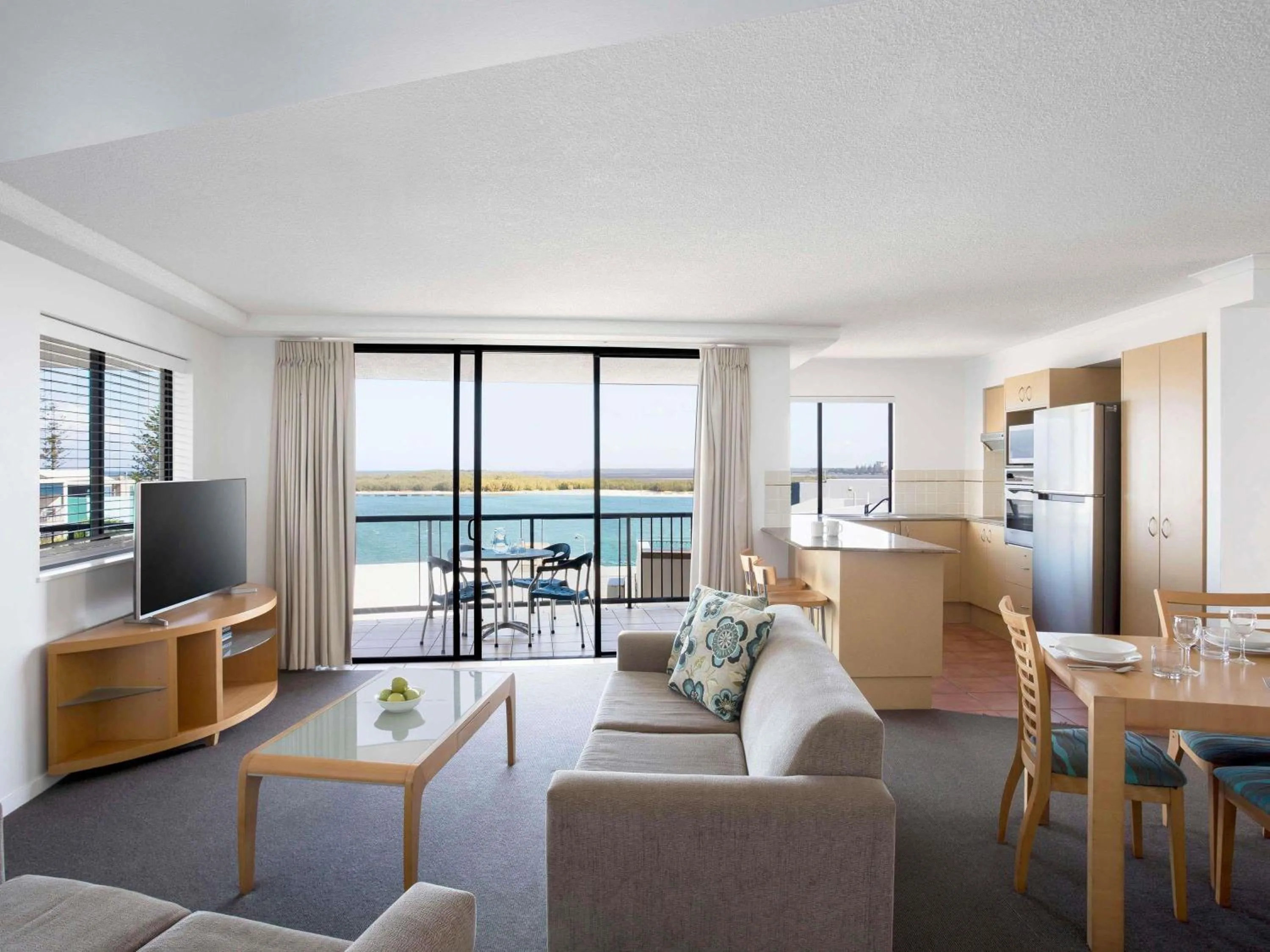 Property building in BreakFree Grand Pacific