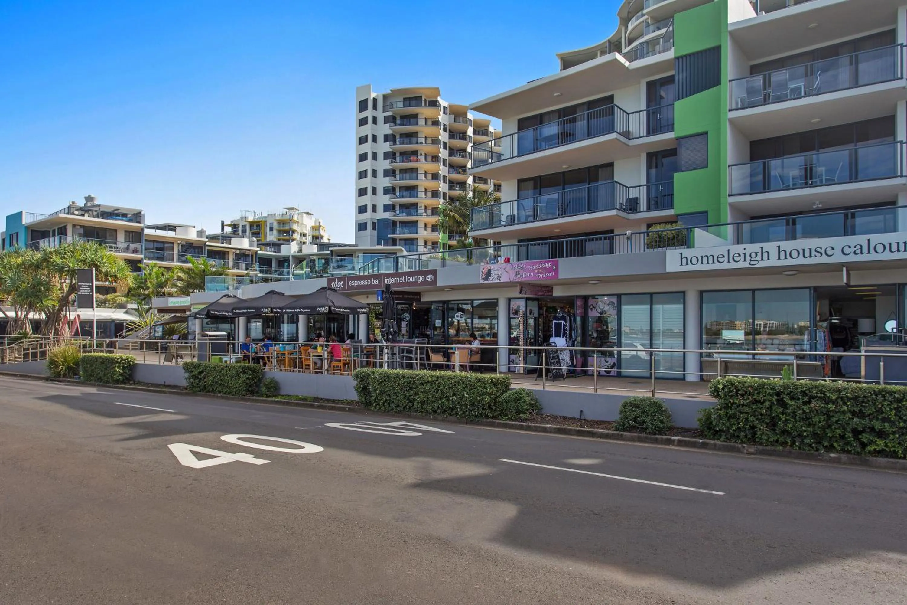 Facade/entrance in BreakFree Grand Pacific