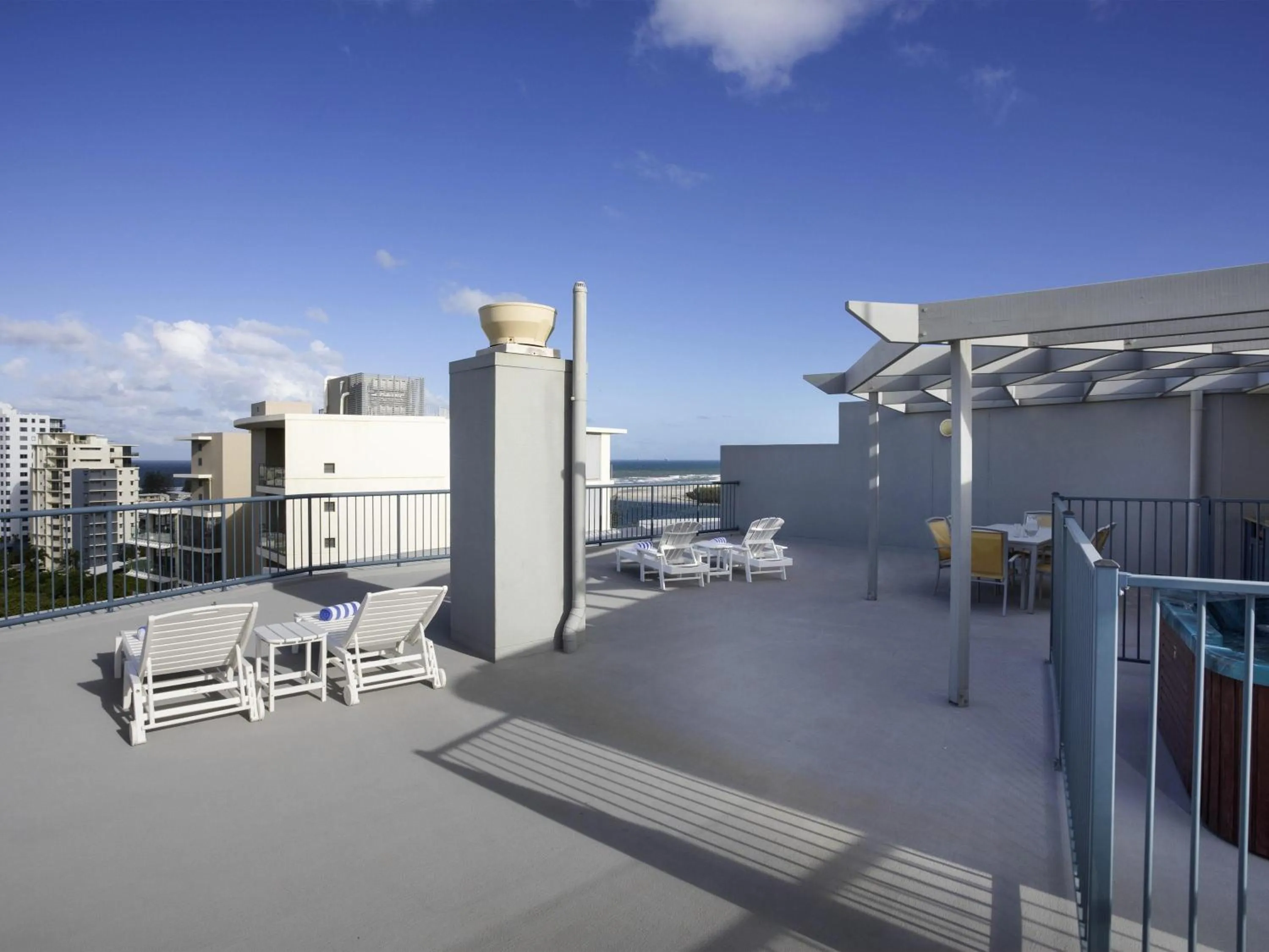 Bedroom in BreakFree Grand Pacific