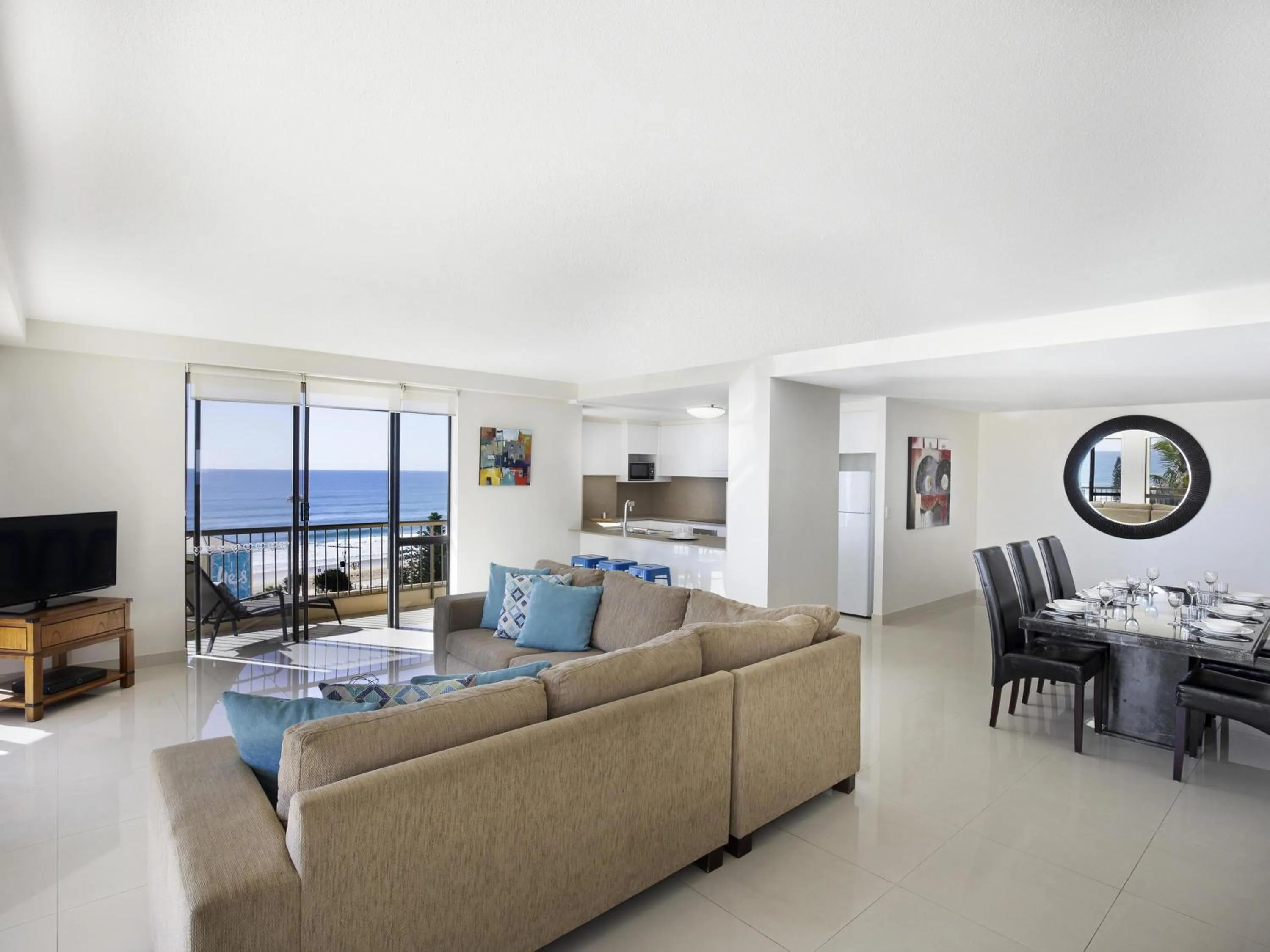 Property building in Paradise Centre Apartments