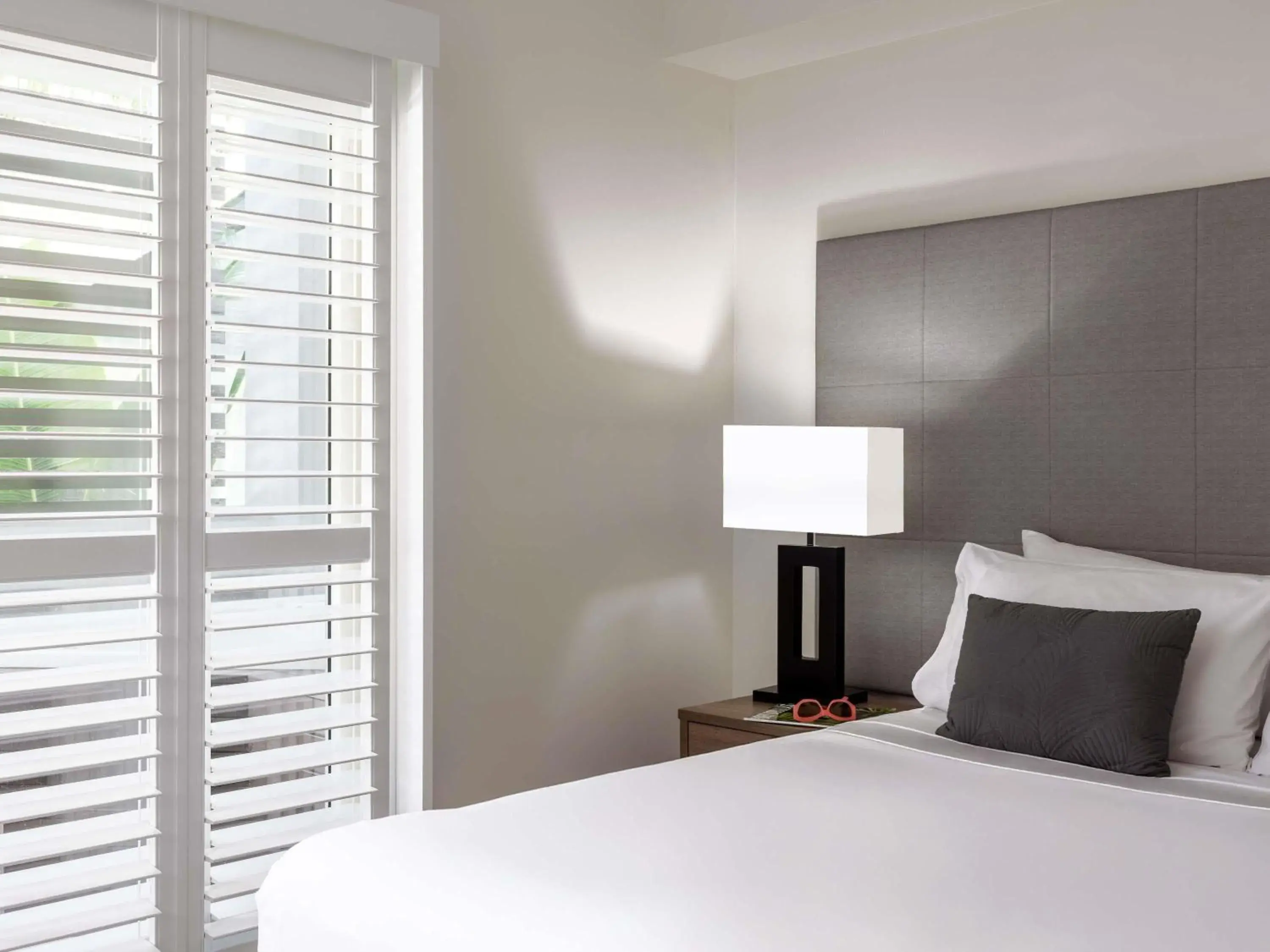 Bedroom, Bed in Mantra Aqueous on Port Bedroom, Bed in Mantra Aqueous on Port