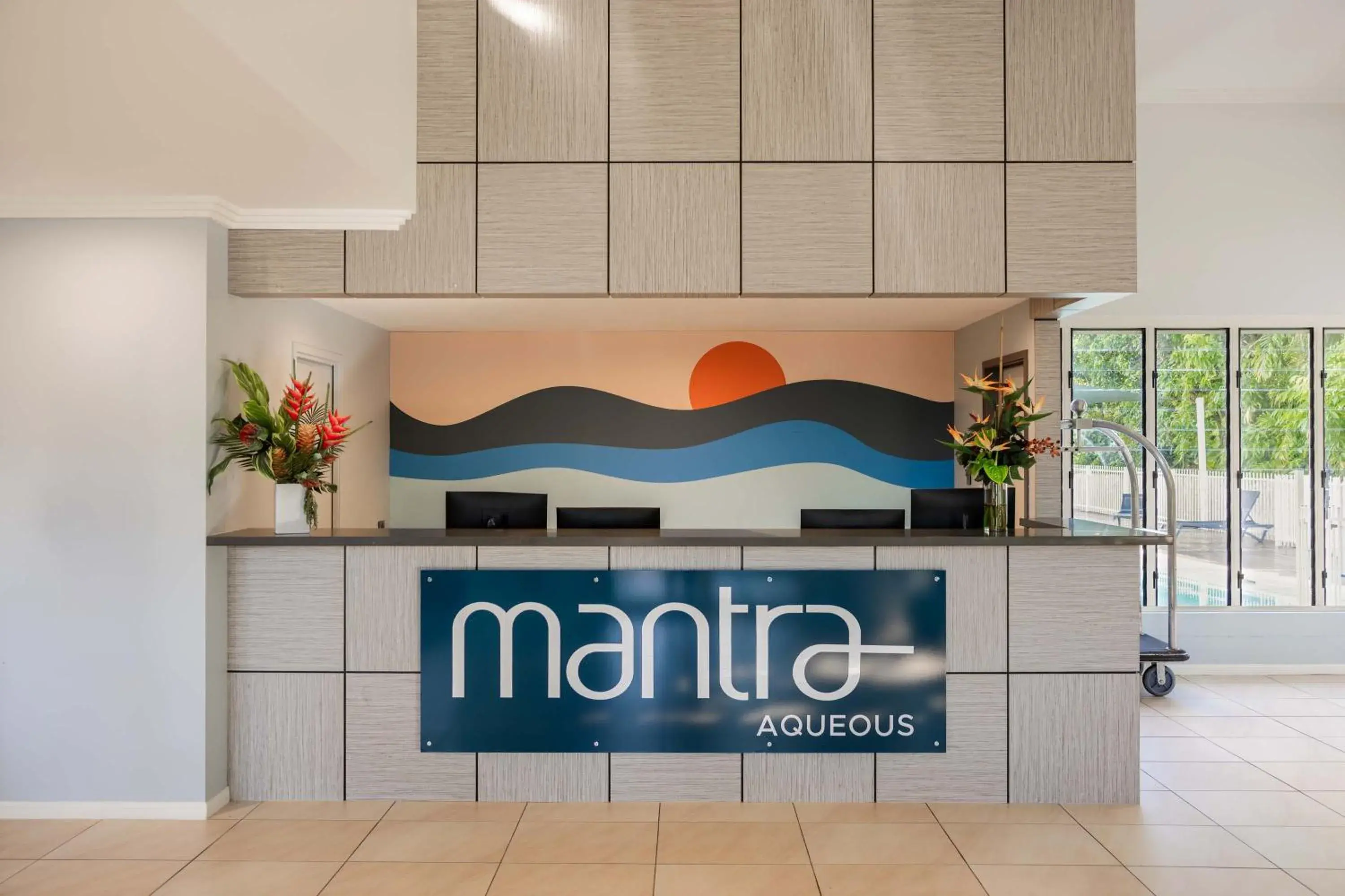 Facade/entrance in Mantra Aqueous on Port Facade/entrance in Mantra Aqueous on Port