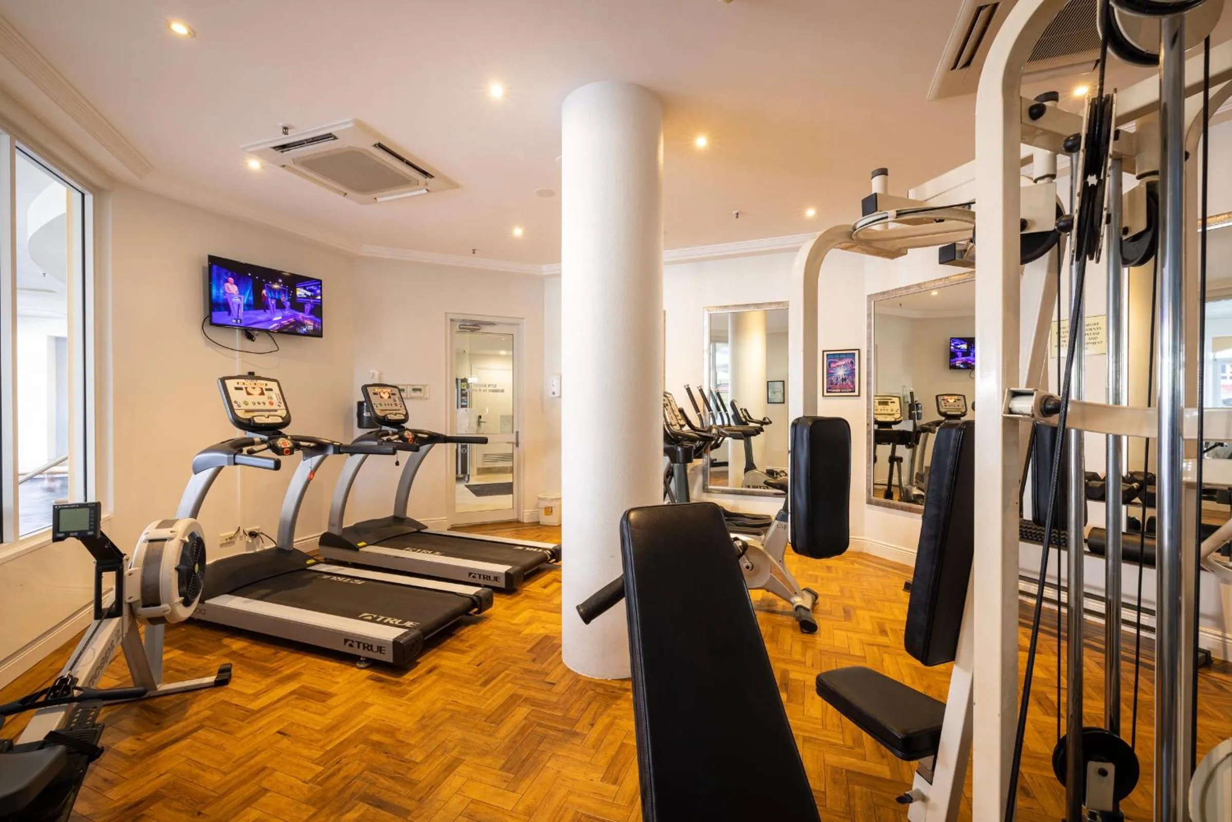 Fitness centre/facilities in Bel Air on Broadbeach - Official