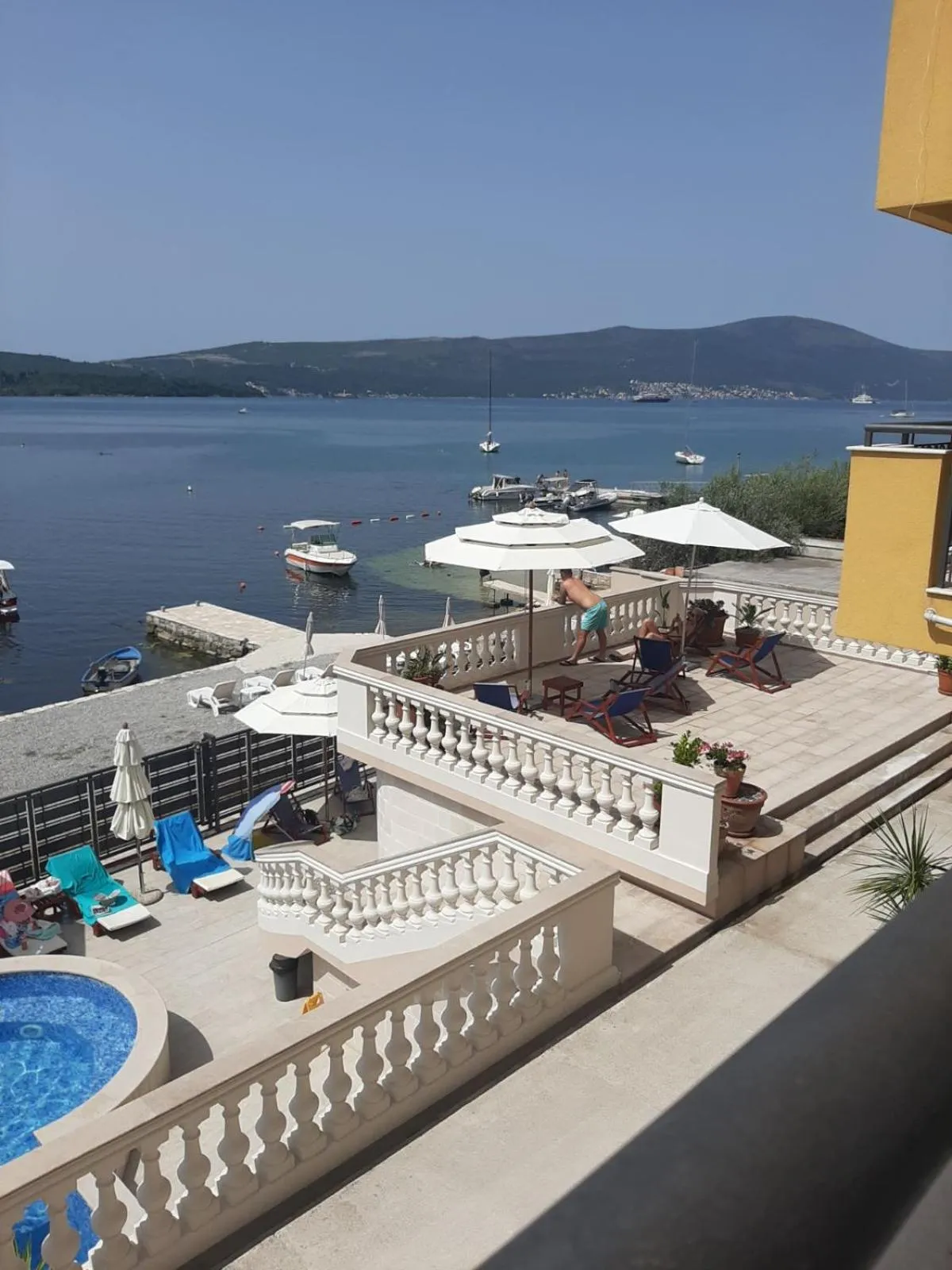 Pontus Luxury Apartments