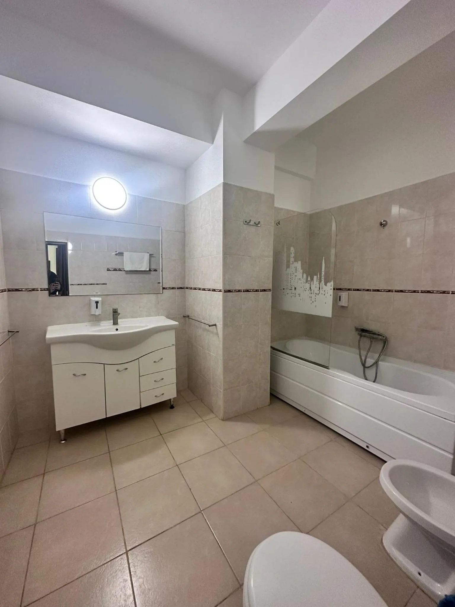 Bathroom in Paradox Oituz