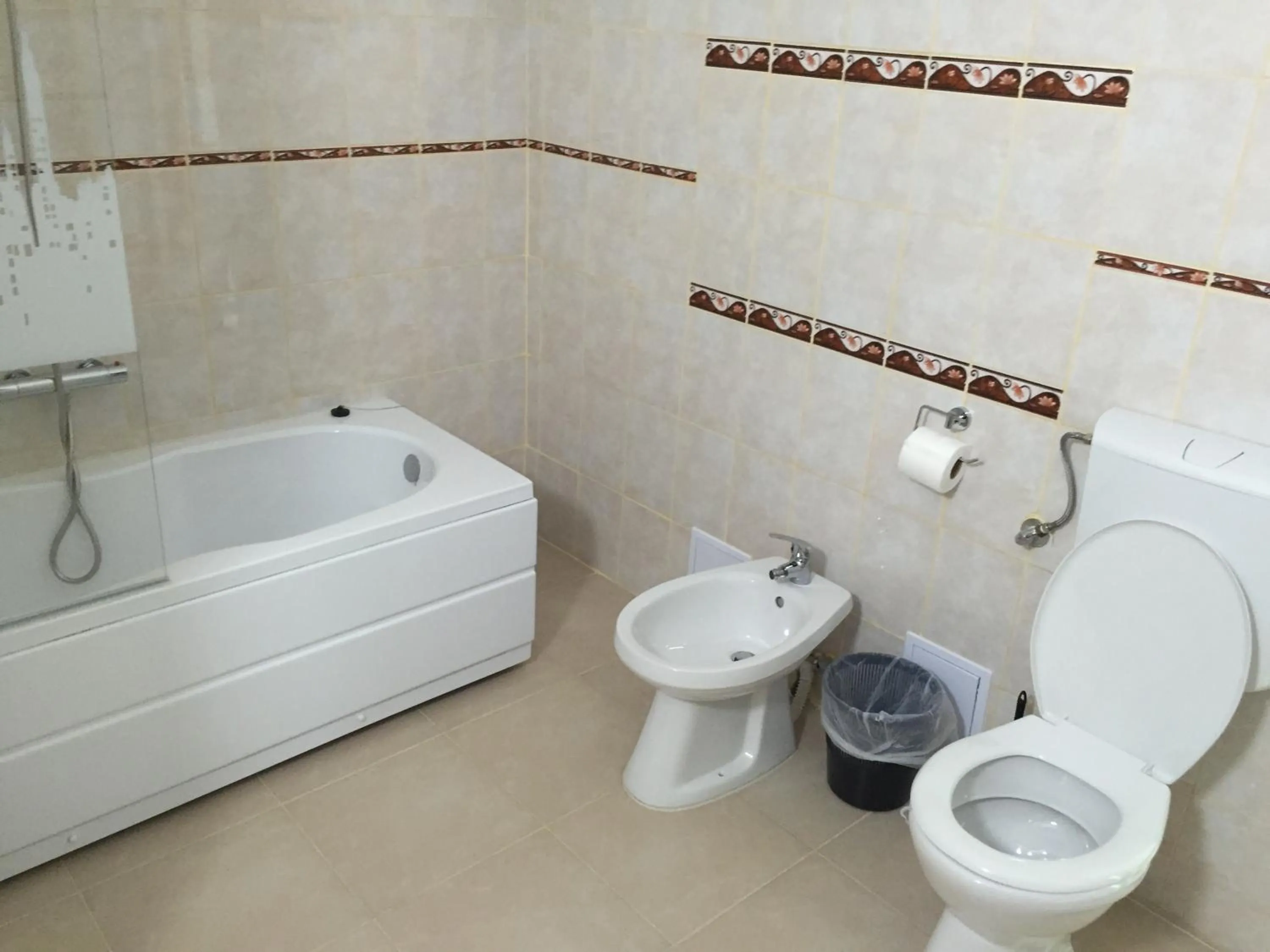 Photo of the whole room in Paradox Oituz