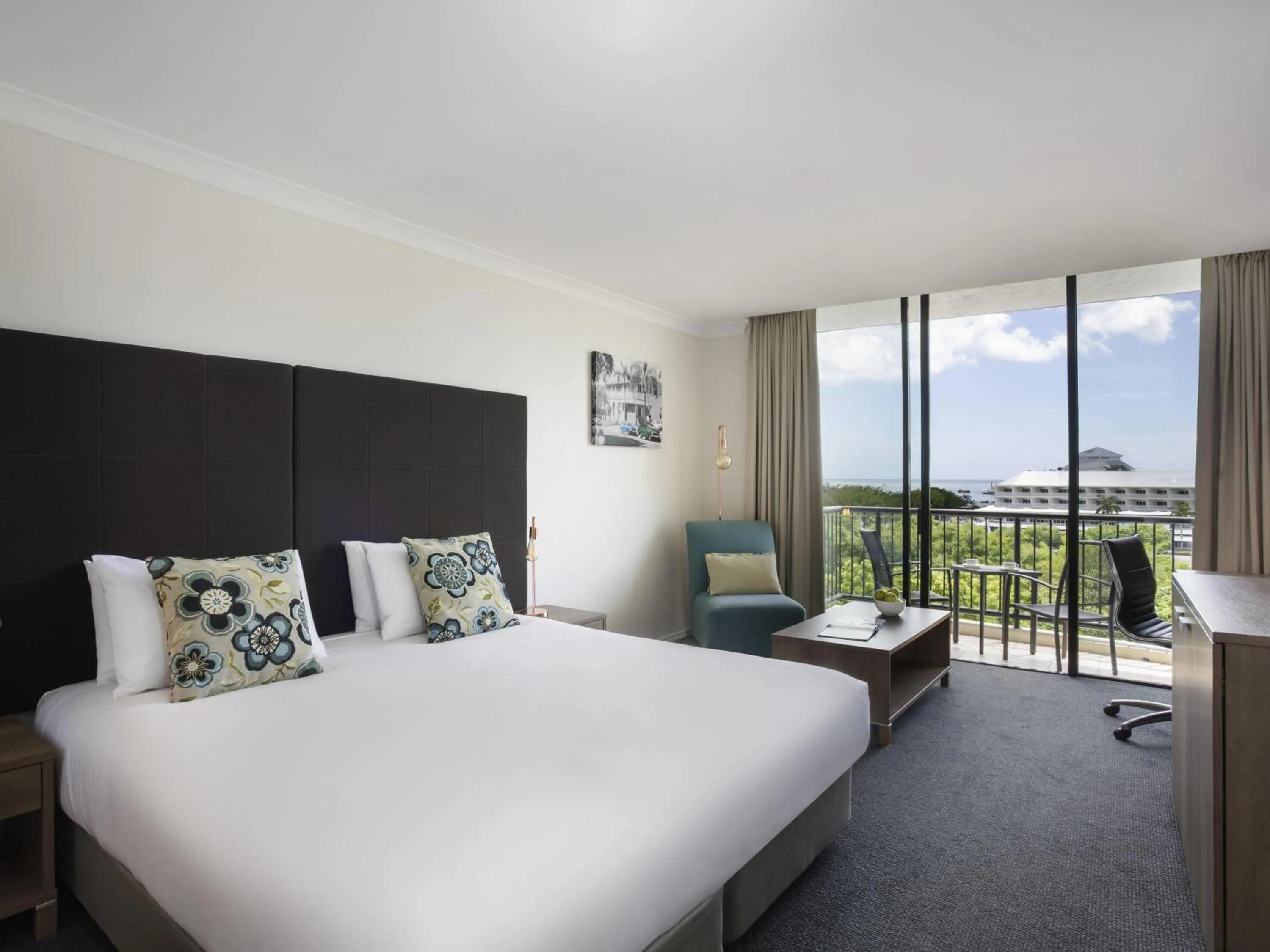 Bedroom, Bed in Mantra Esplanade