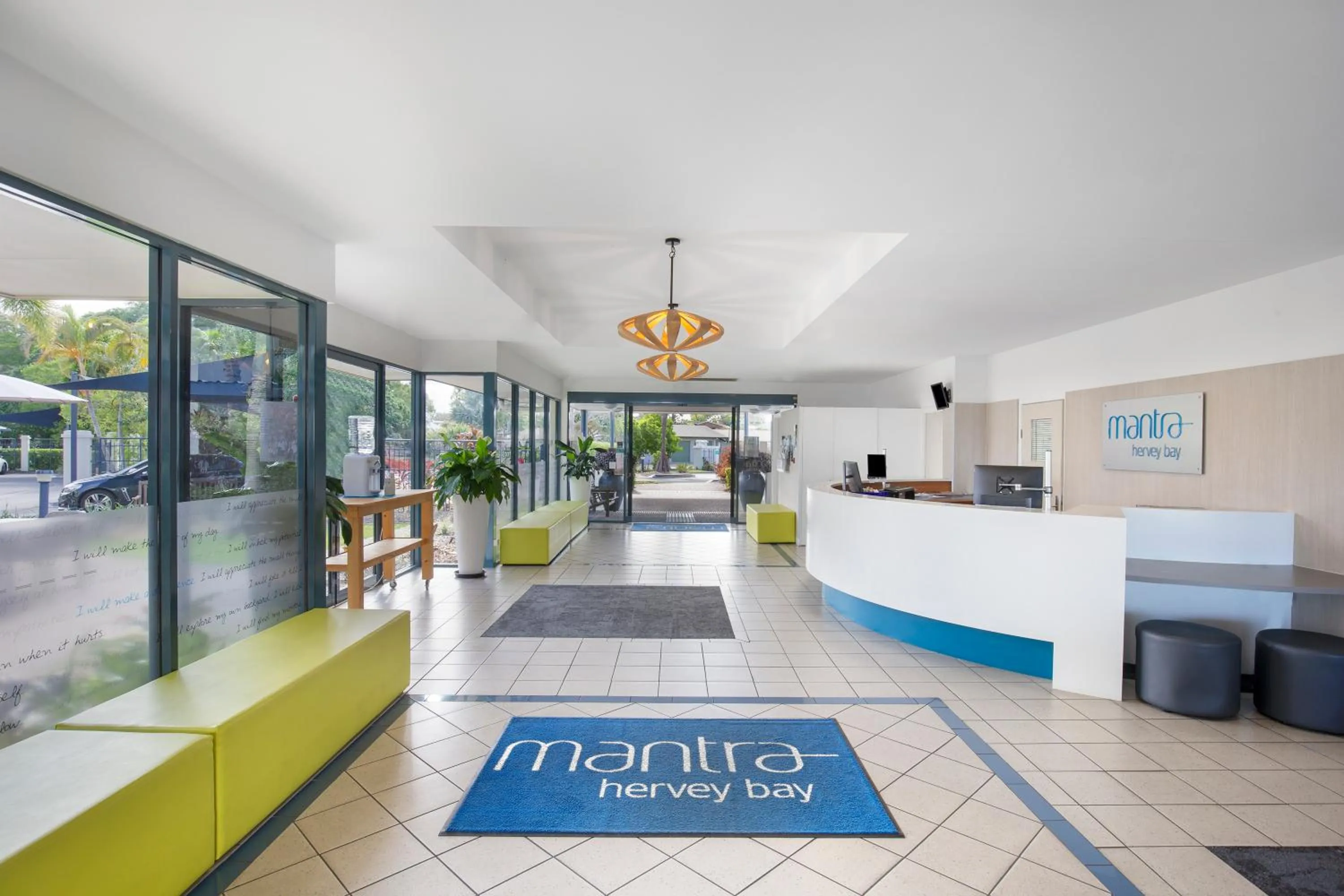 Lobby or reception in Mantra Hervey Bay