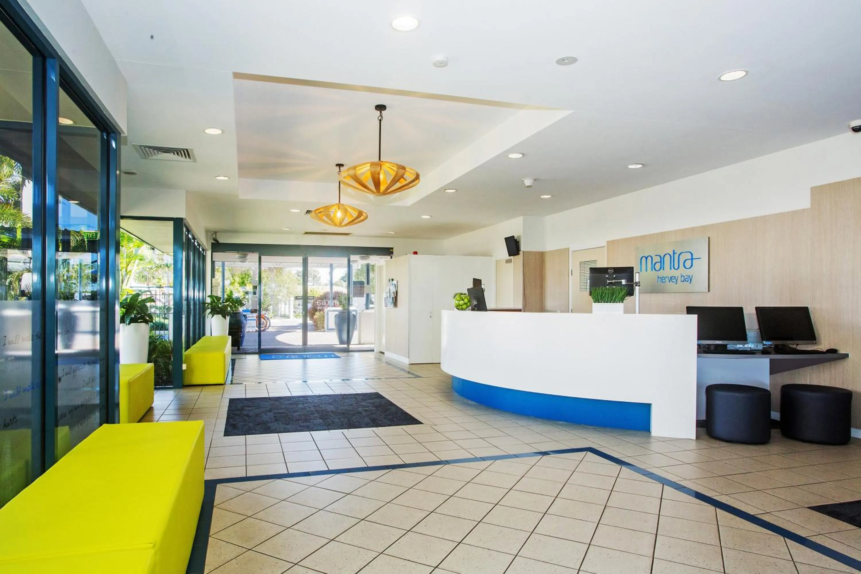 Lobby or reception in Mantra Hervey Bay