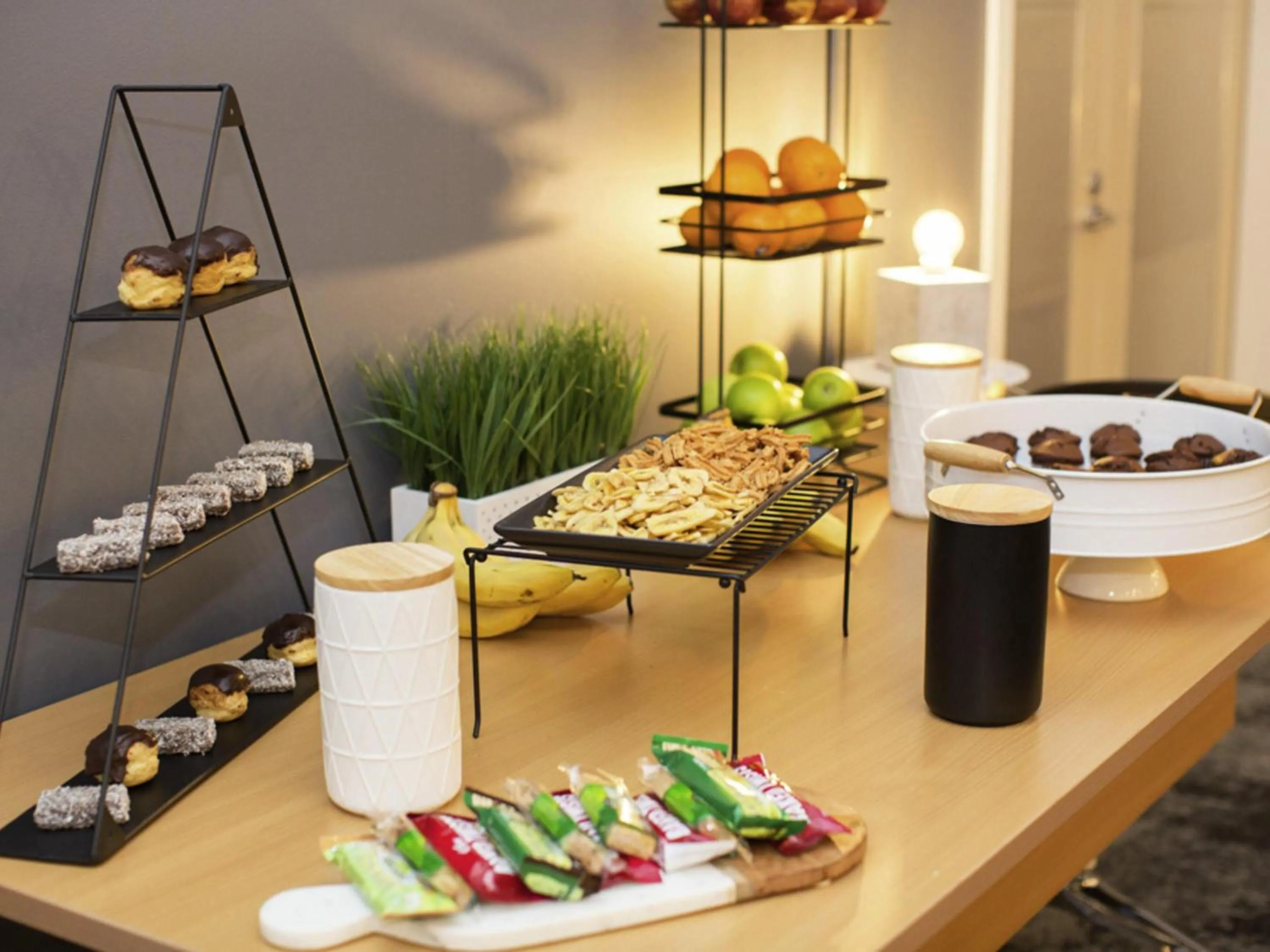 Meeting/conference room in Mantra Hervey Bay