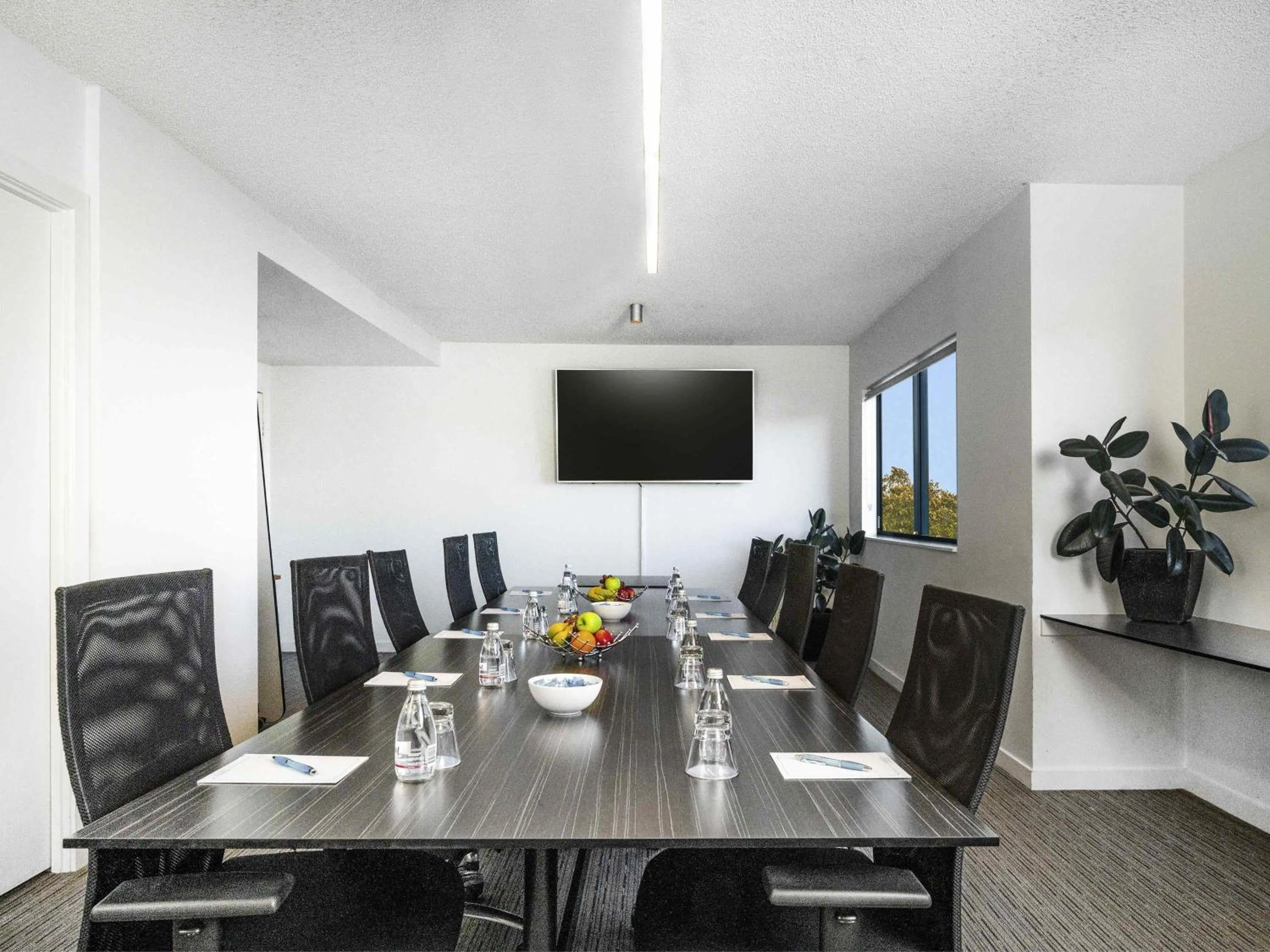 Meeting/conference room in Mantra Mooloolaba Beach