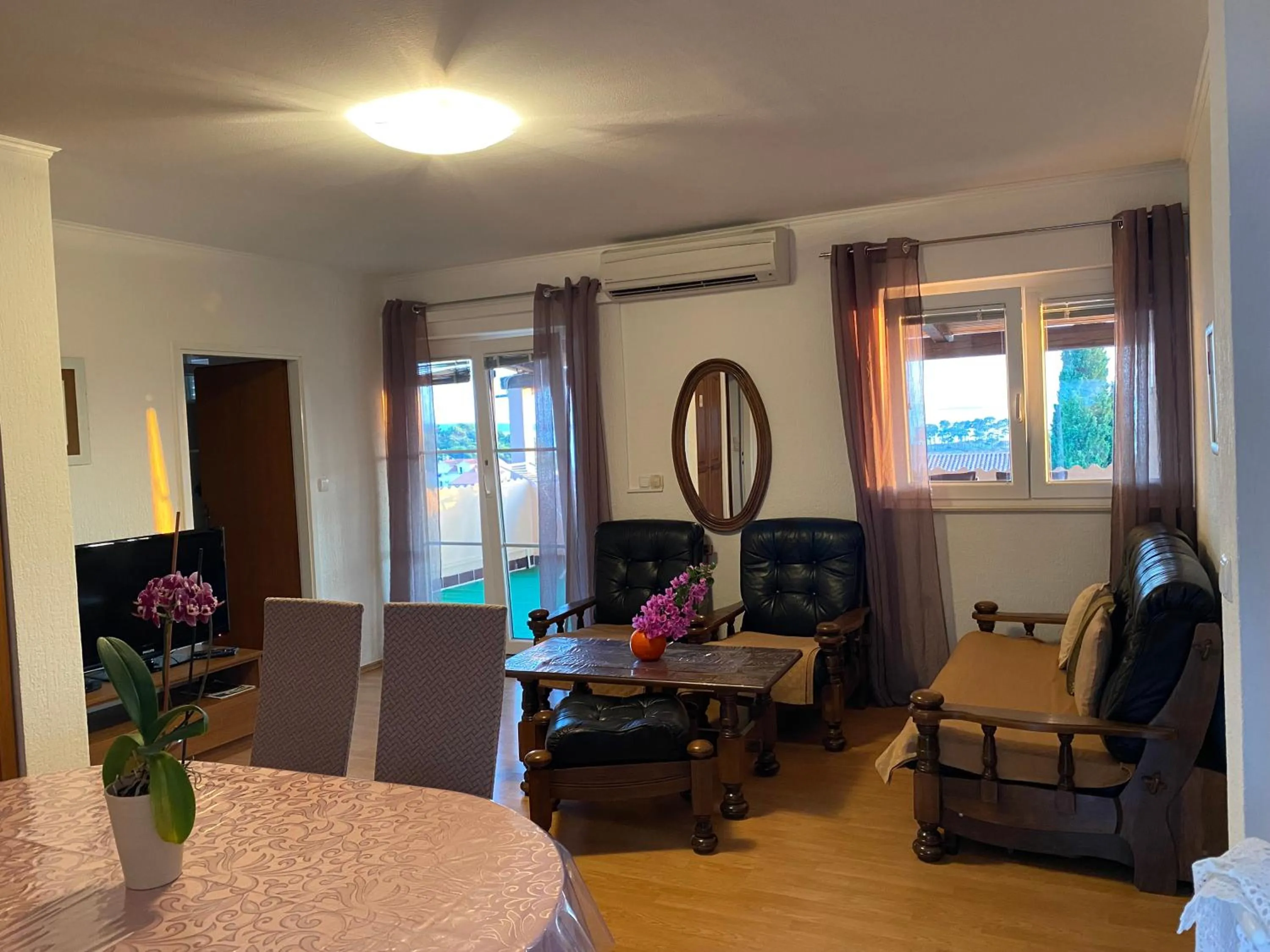 Apartments Pende