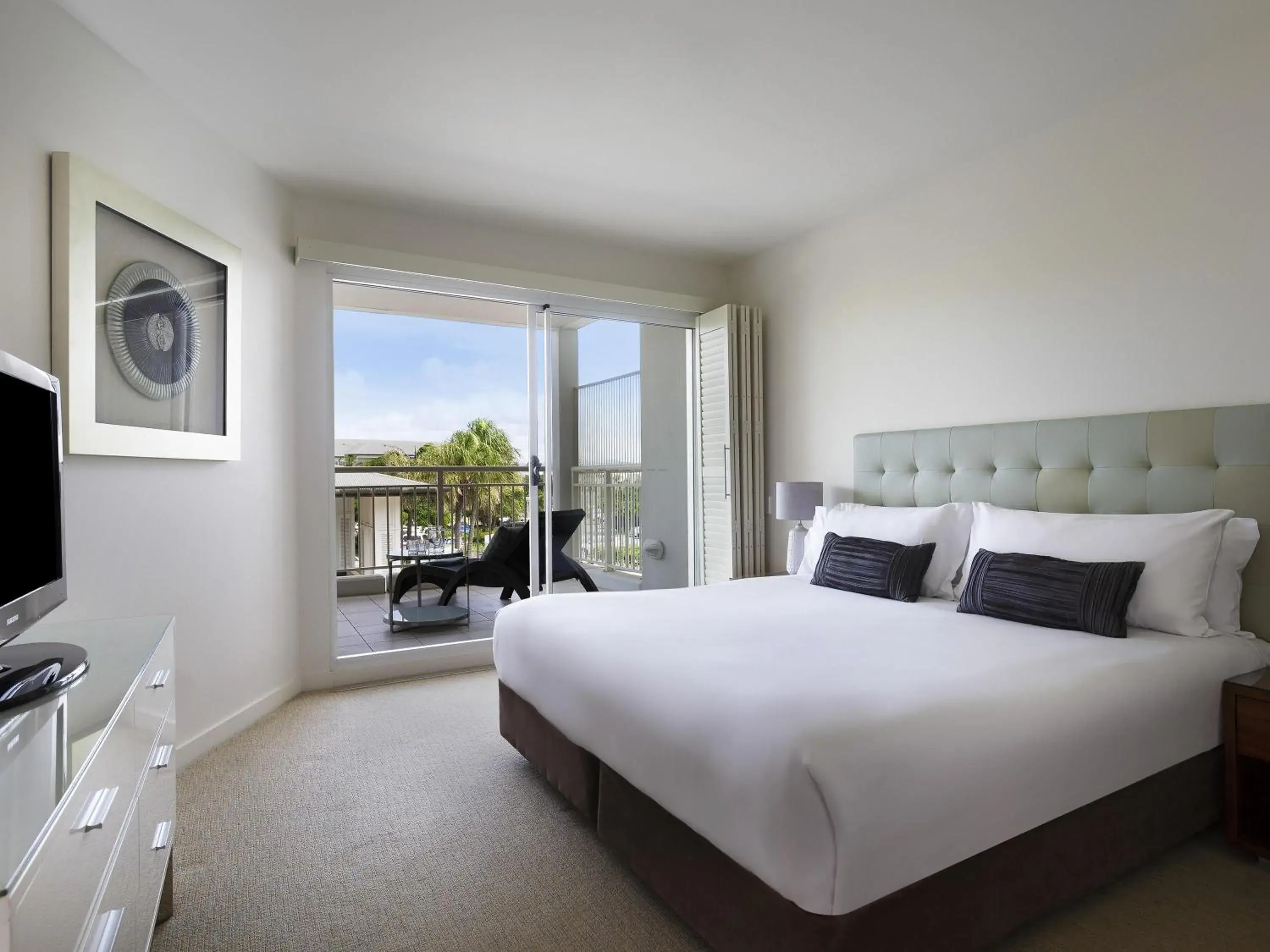 Bedroom, Bed in Mantra on Salt Beach Bedroom, Bed in Mantra on Salt Beach