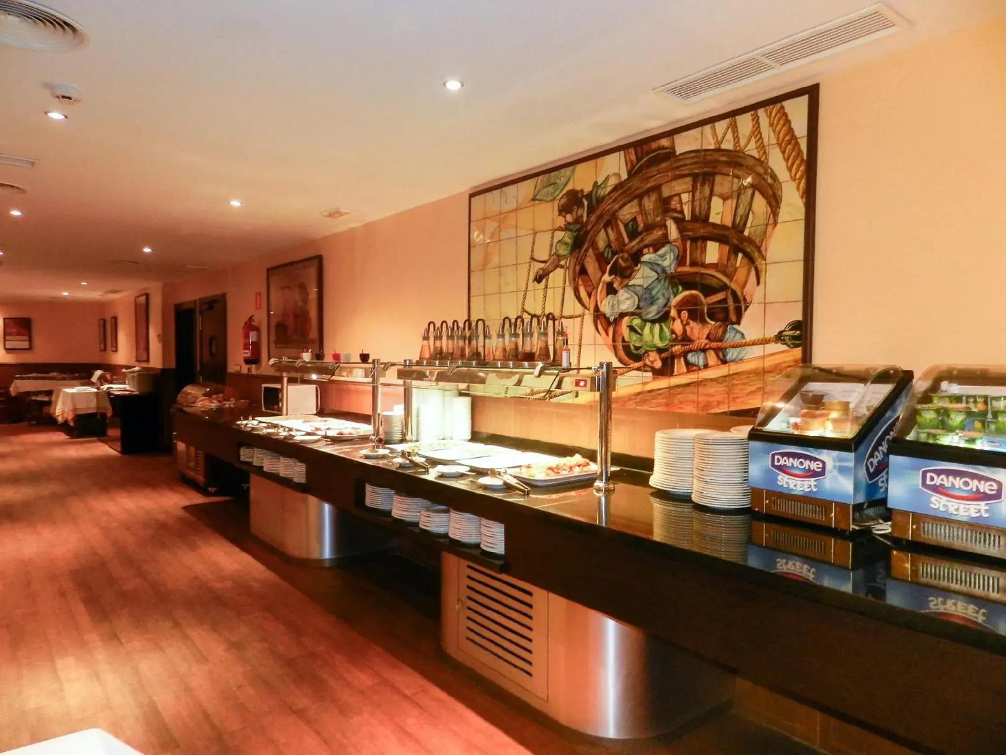 Restaurant/places to eat in Hotel Apartamento Martín Alonso Pinzón Restaurant/places to eat in Hotel Apartamento Martín Alonso Pinzón