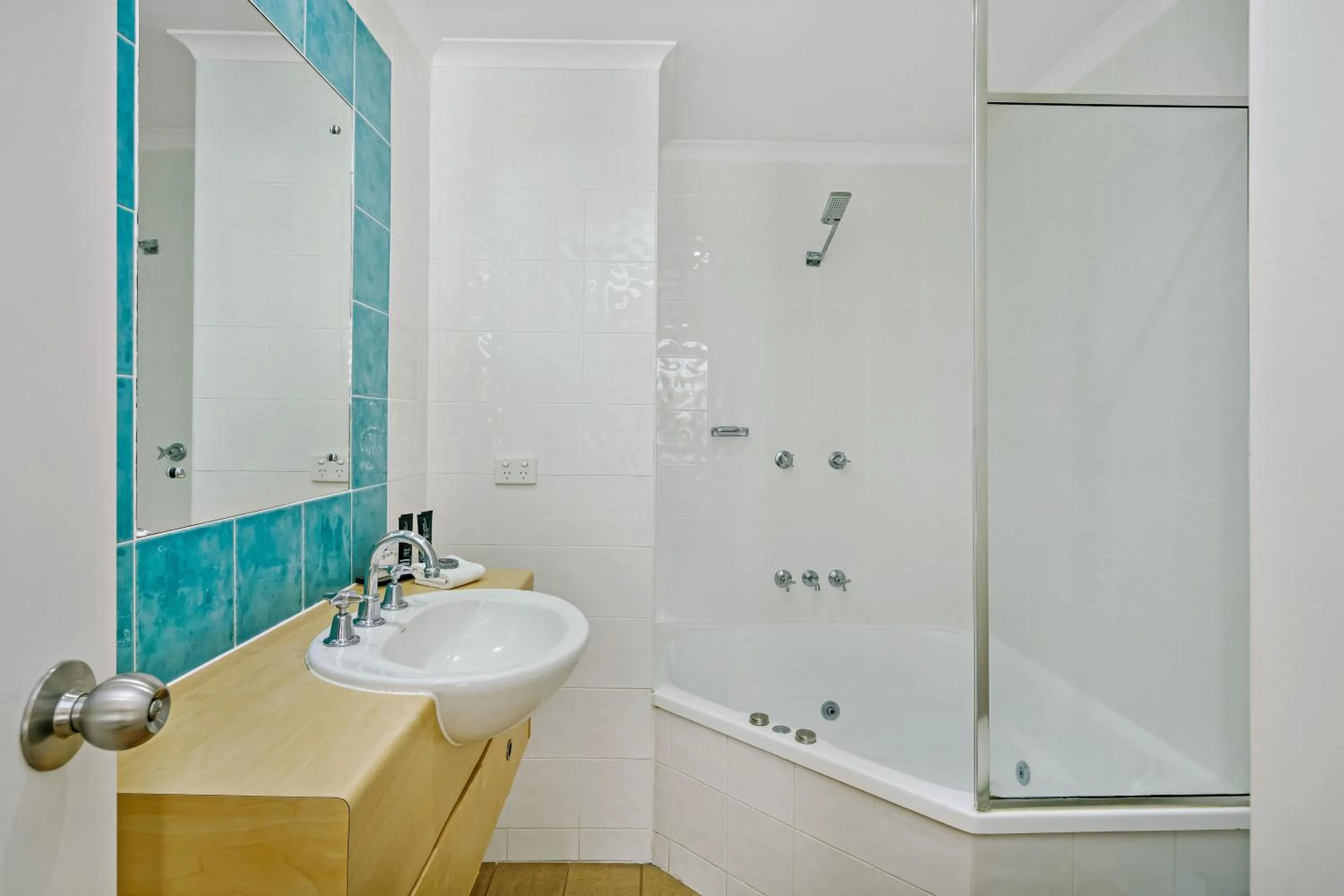 Bathroom in Mantra PortSea