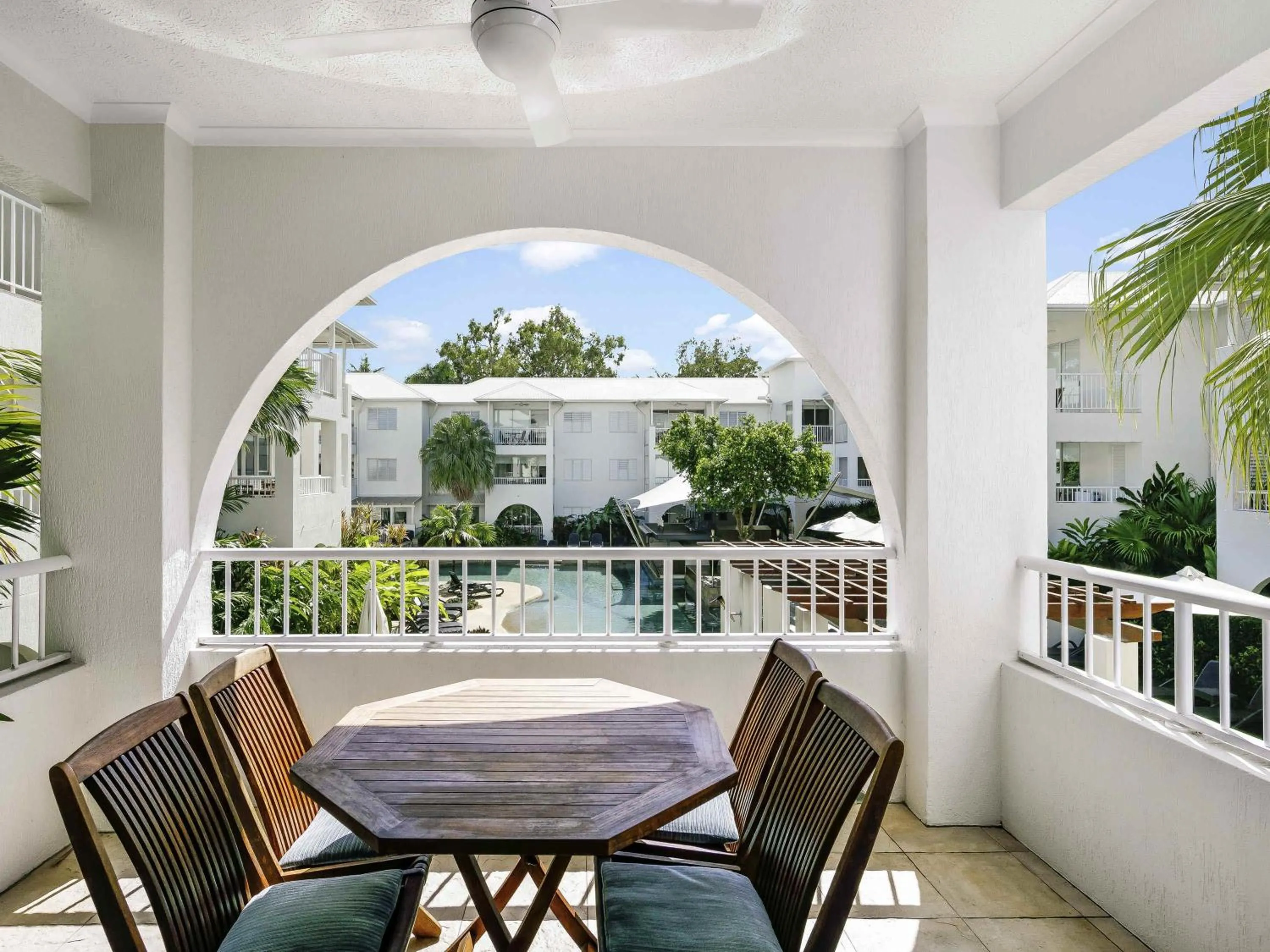 Bedroom in Mantra PortSea