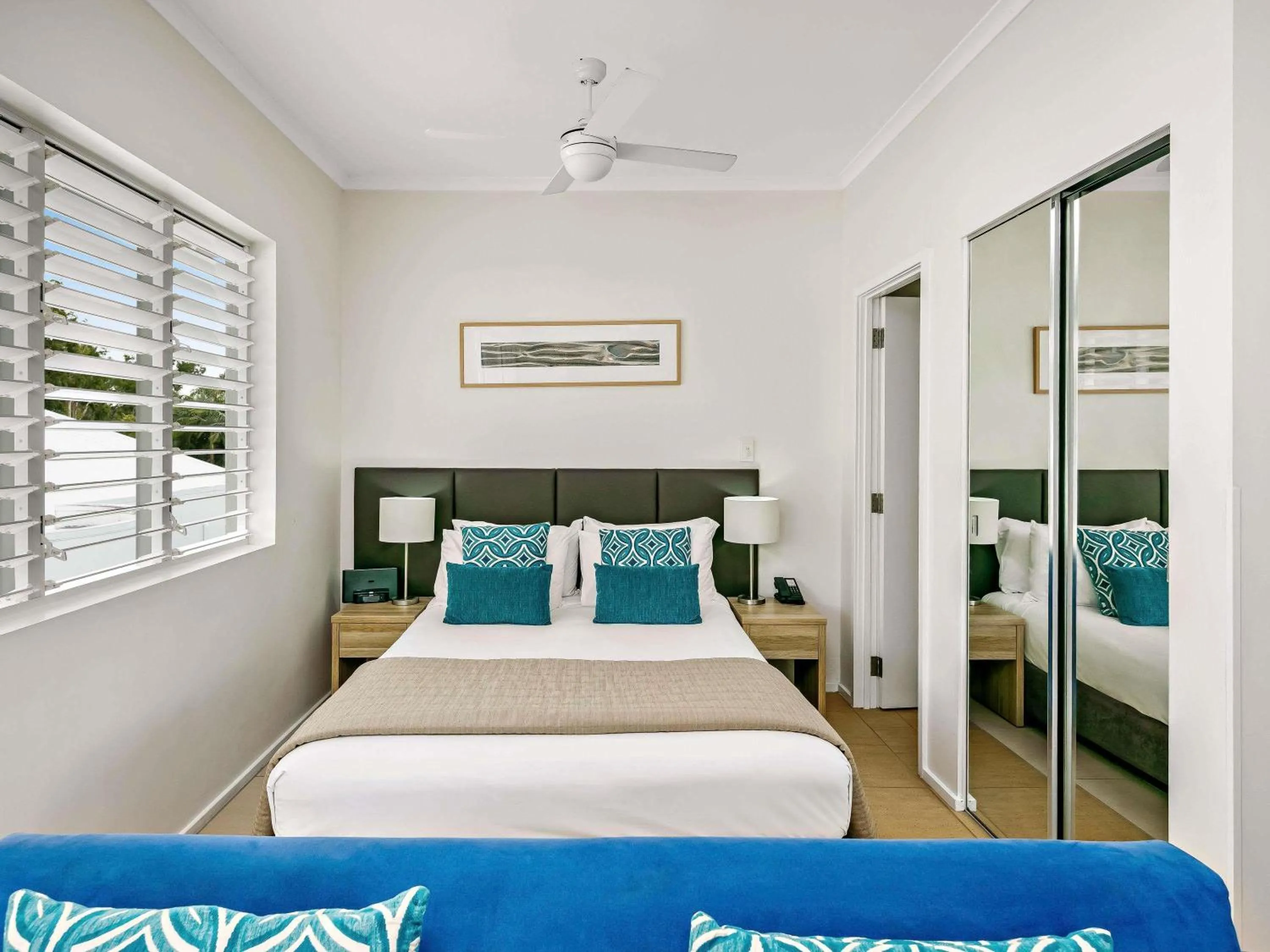 Bedroom, Bed in Mantra PortSea
