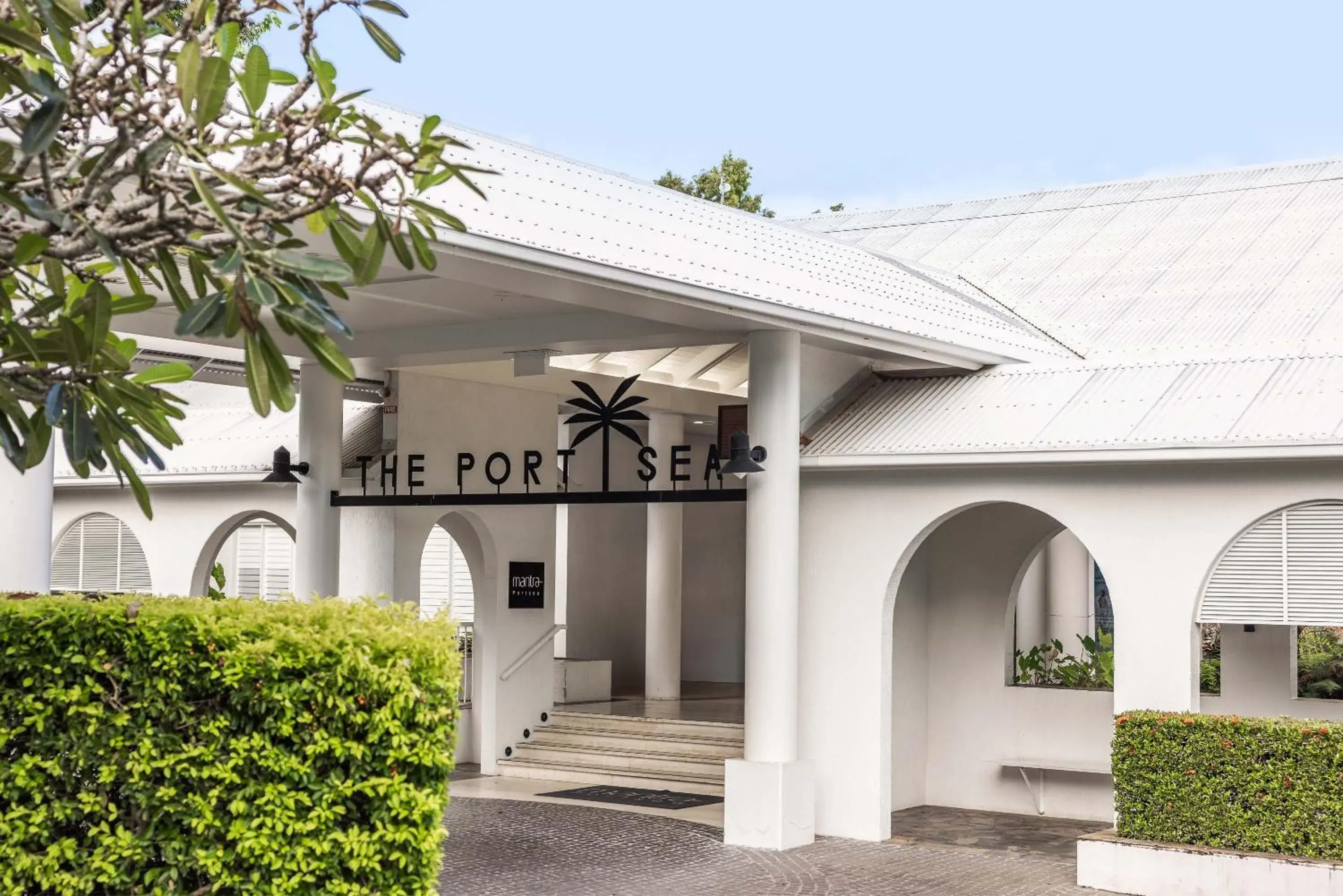 Property building in Mantra PortSea Property building in Mantra PortSea