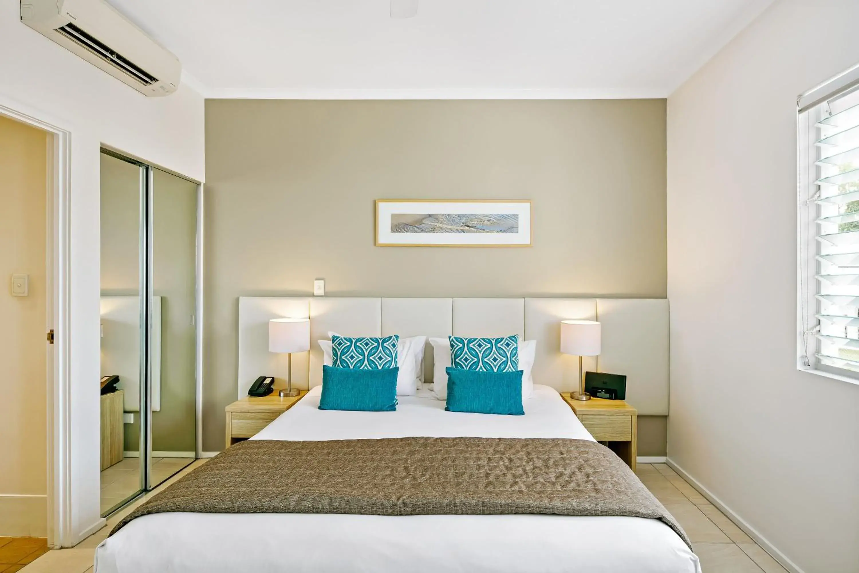 Bed in Mantra PortSea Bed in Mantra PortSea