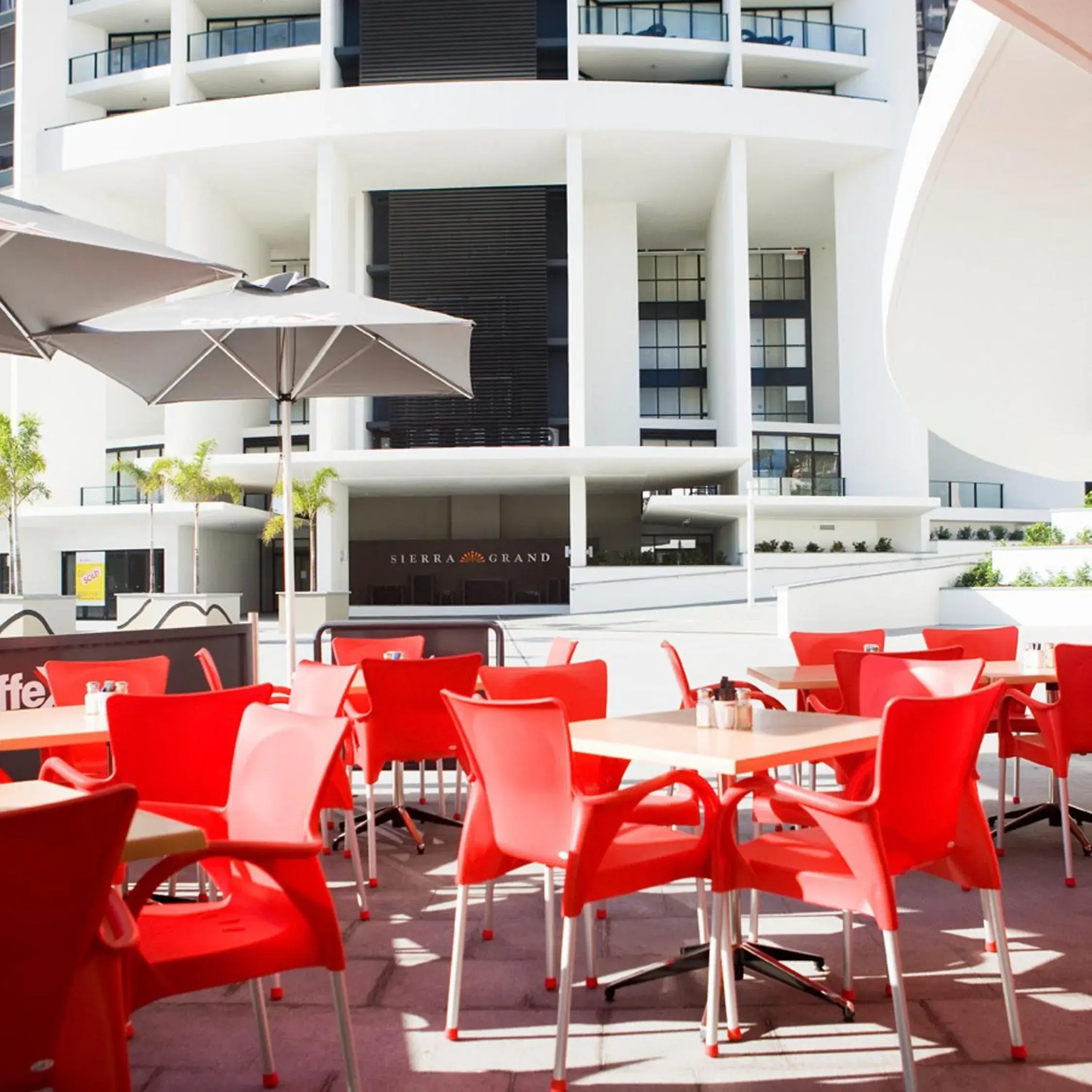 Restaurant/places to eat in Mantra Sierra Grand Restaurant/places to eat in Mantra Sierra Grand