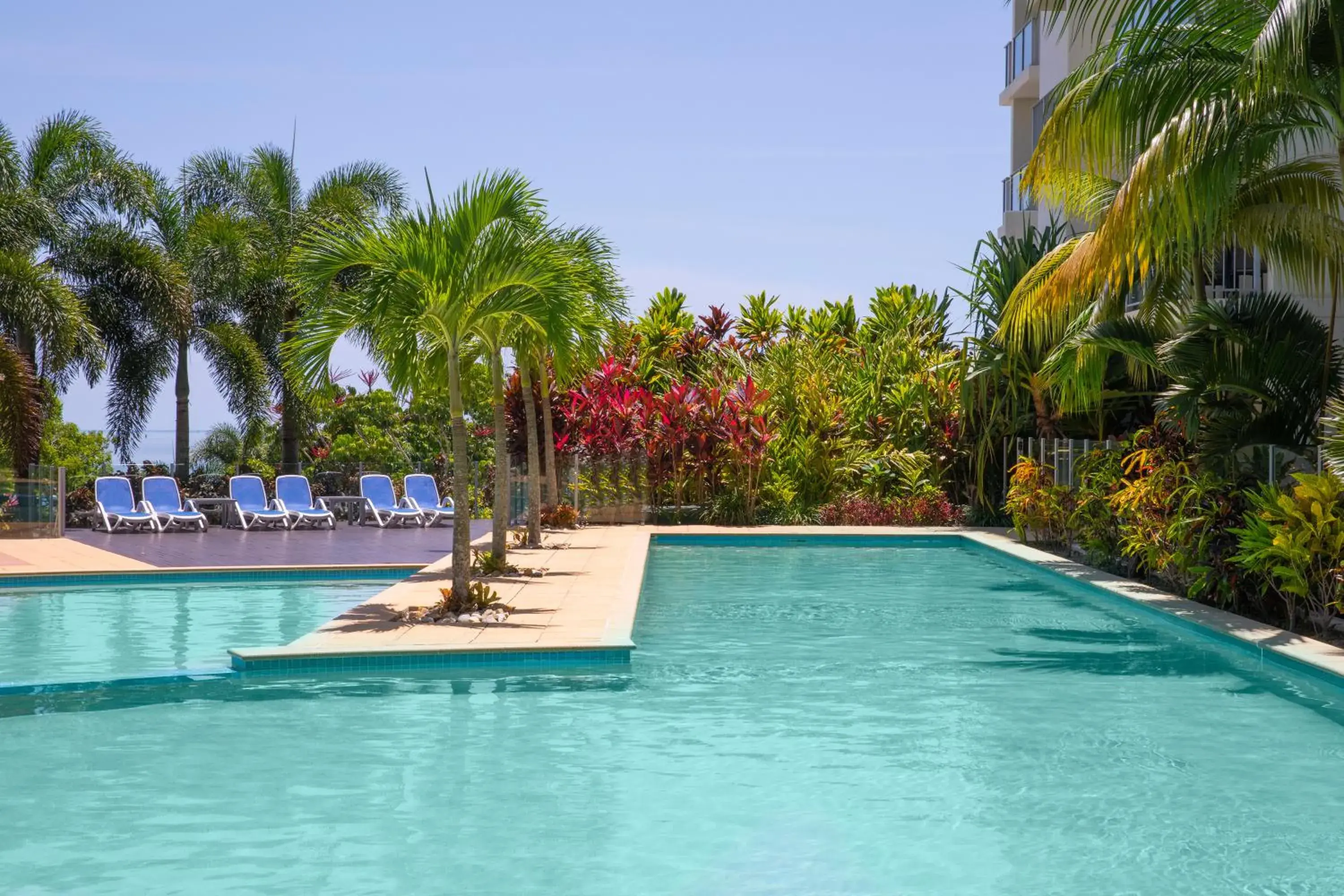 Swimming pool in Mantra Trilogy Swimming pool in Mantra Trilogy
