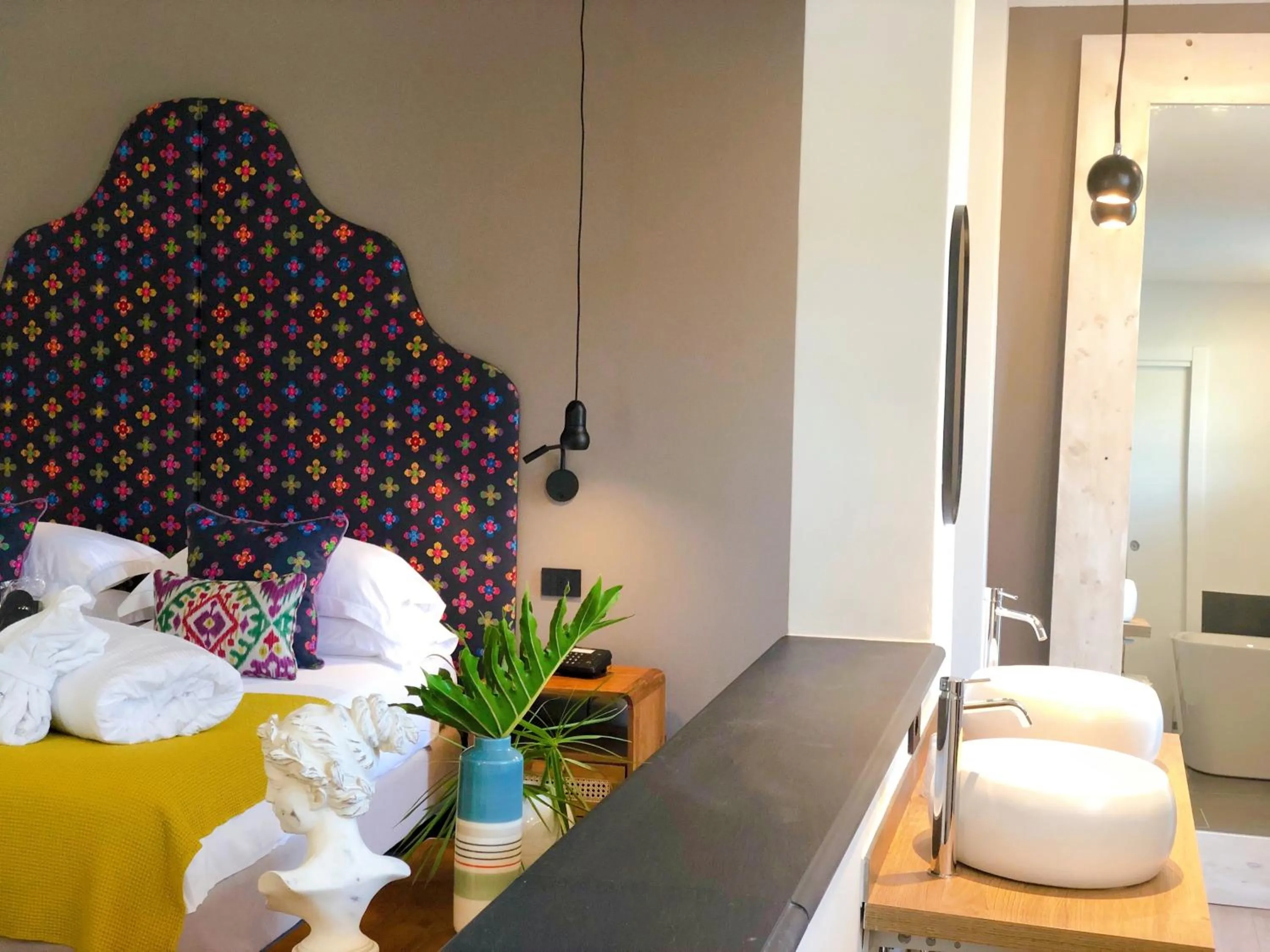 Toilet, Bed in Hotel Villa Edera & La Torretta