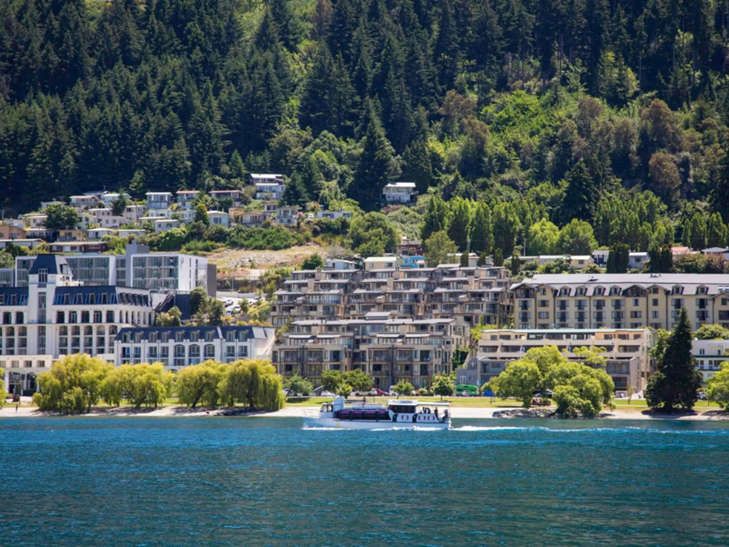 Property building in Peppers Beacon Property building in Peppers Beacon