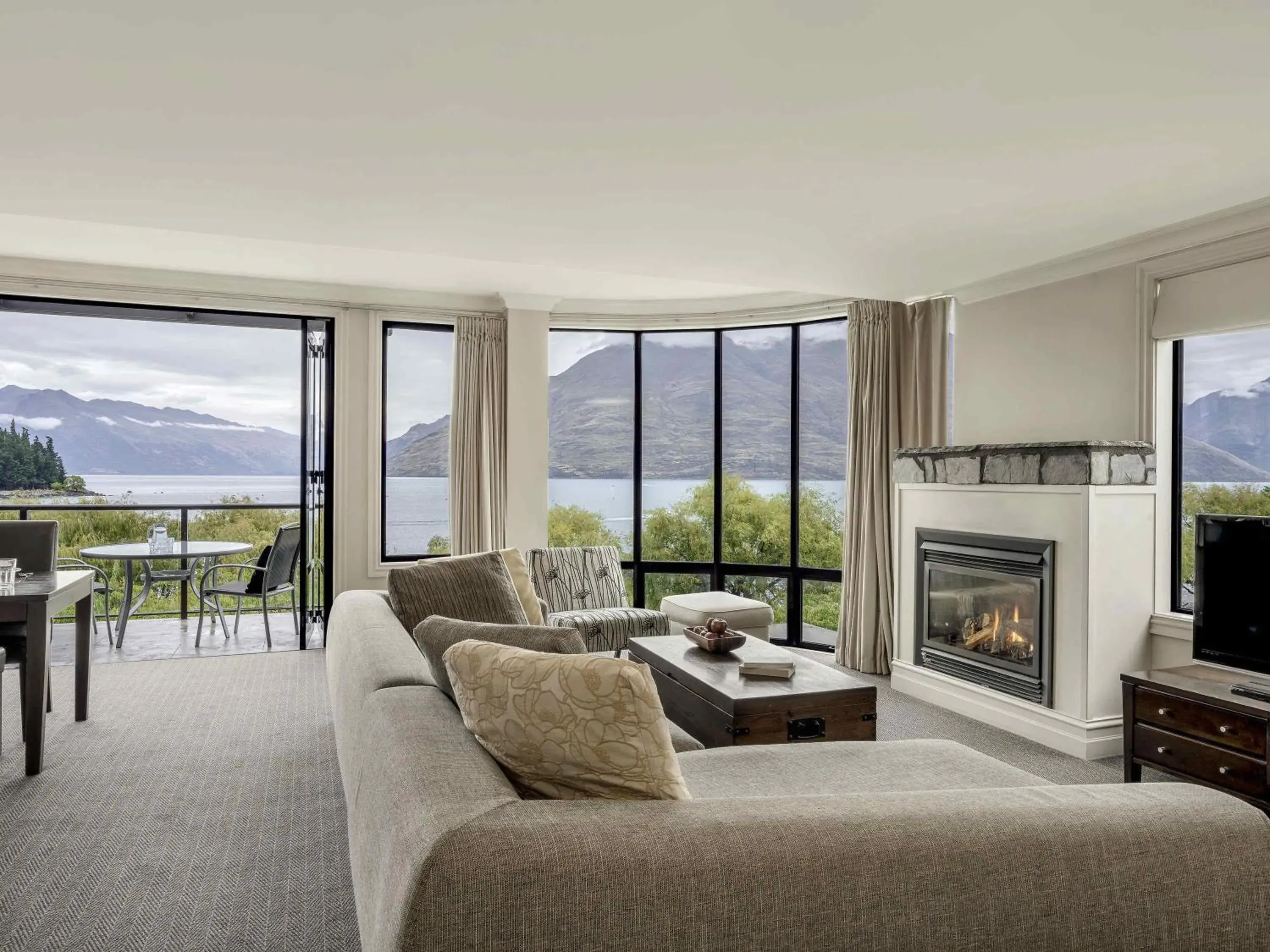 Bedroom in Peppers Beacon Bedroom in Peppers Beacon