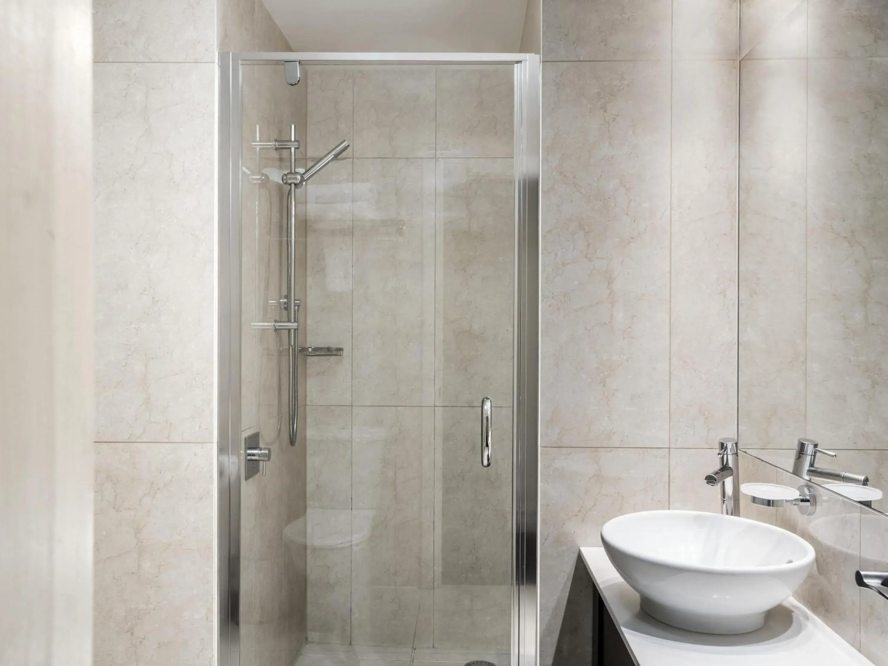 Bedroom in Peppers Beacon Bedroom in Peppers Beacon