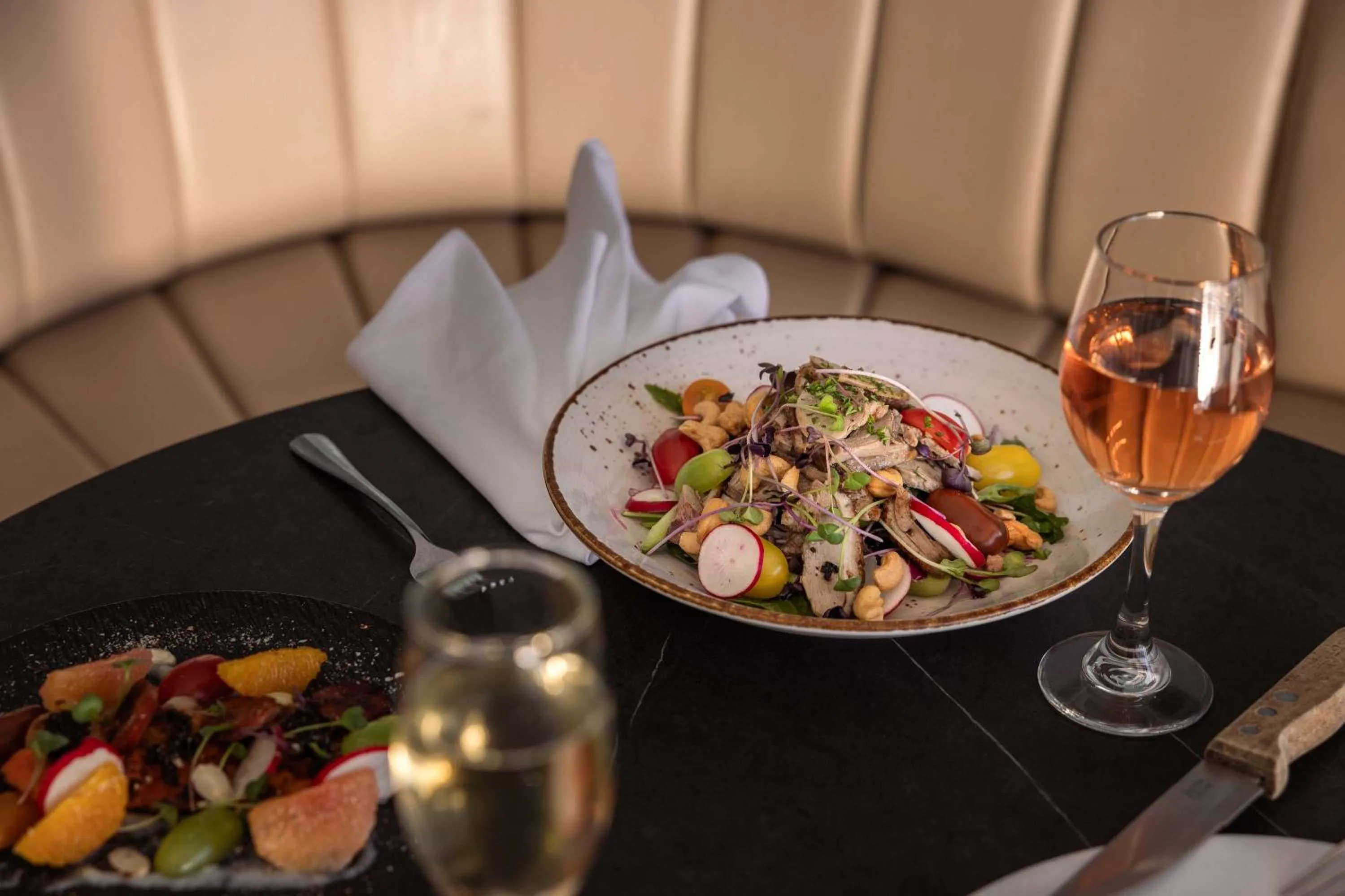 Restaurant/places to eat in Peppers Clearwater Resort