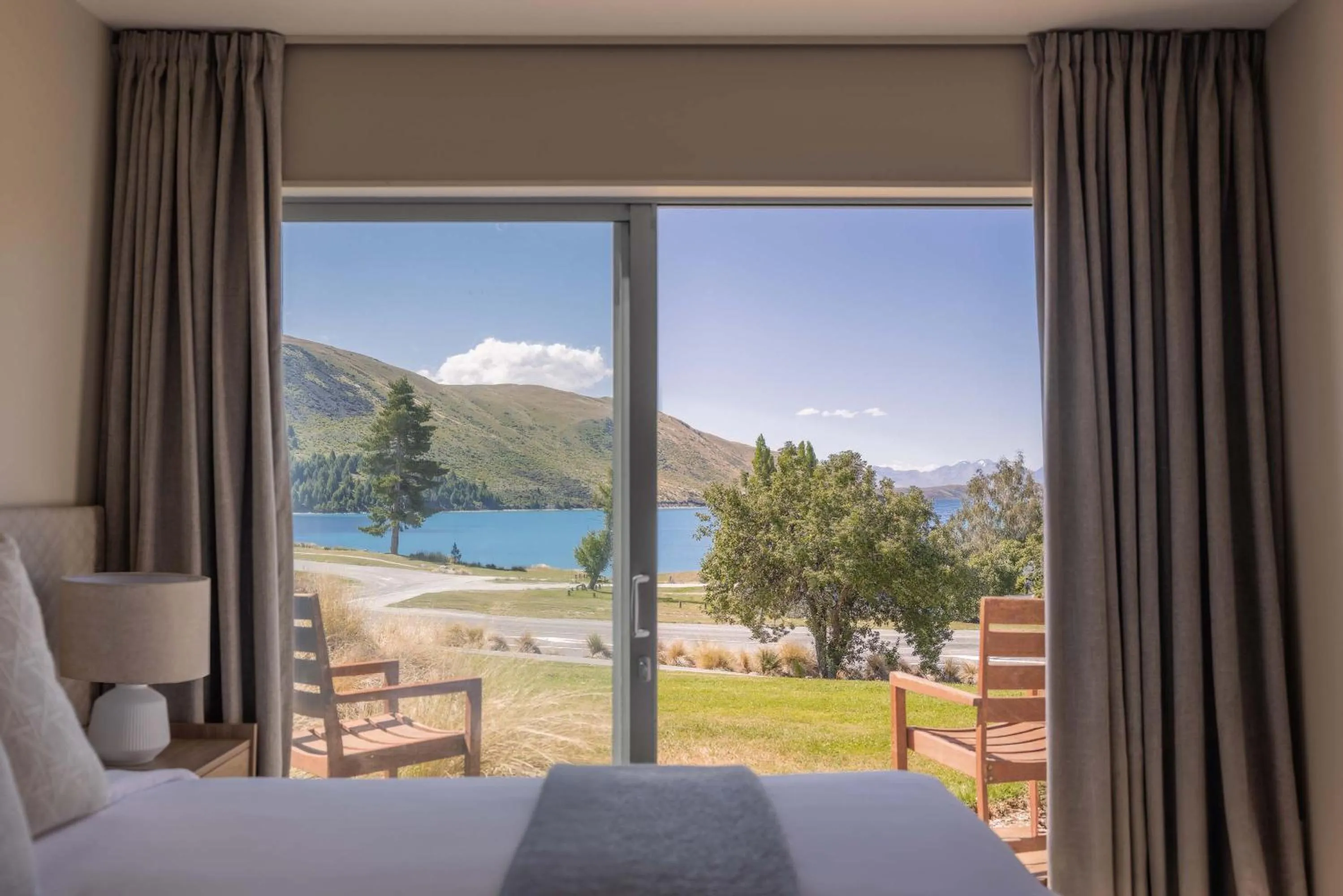 View (from property/room), Bed in Peppers Bluewater Resort