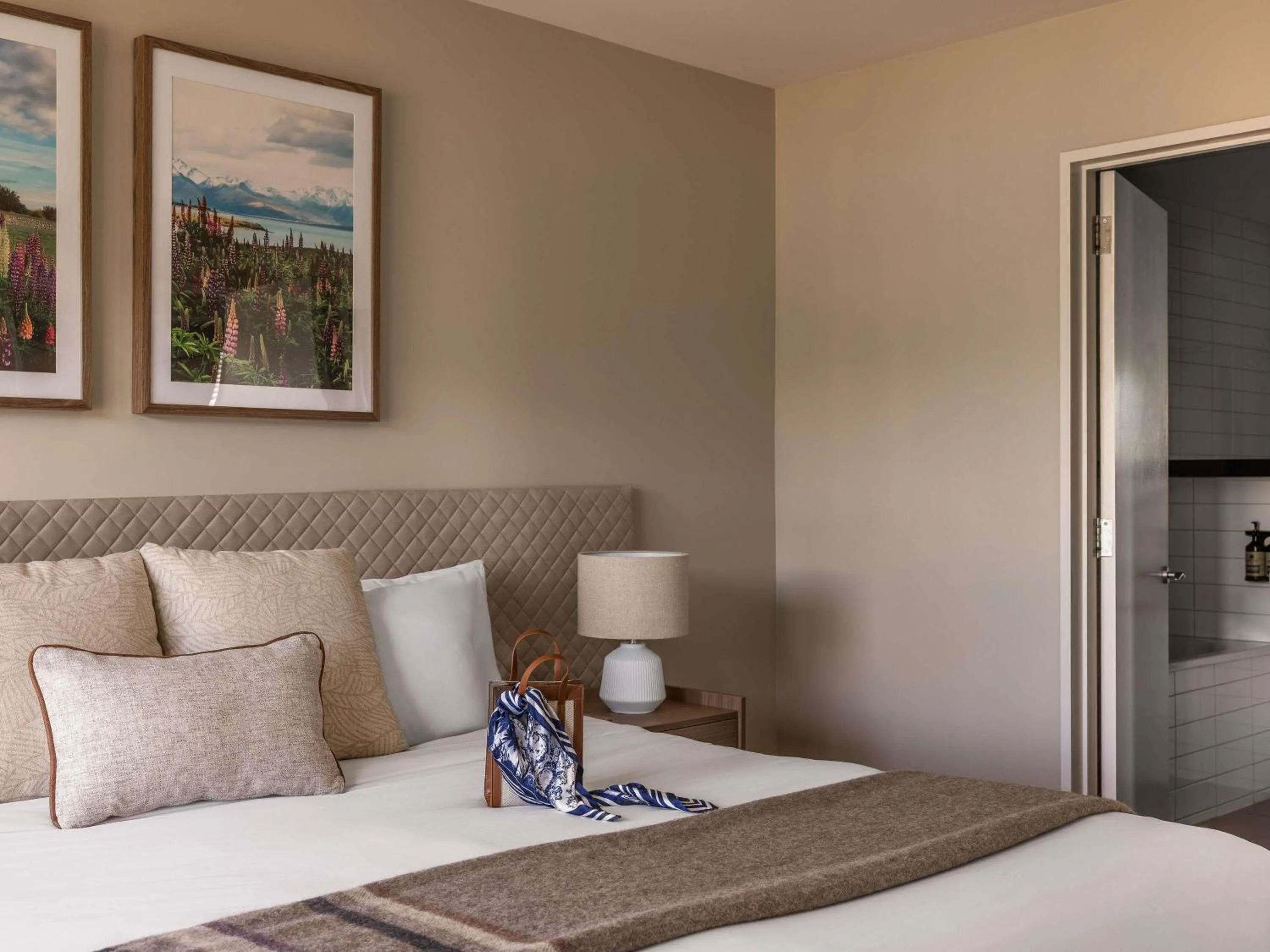 Bedroom, Bed in Peppers Bluewater Resort