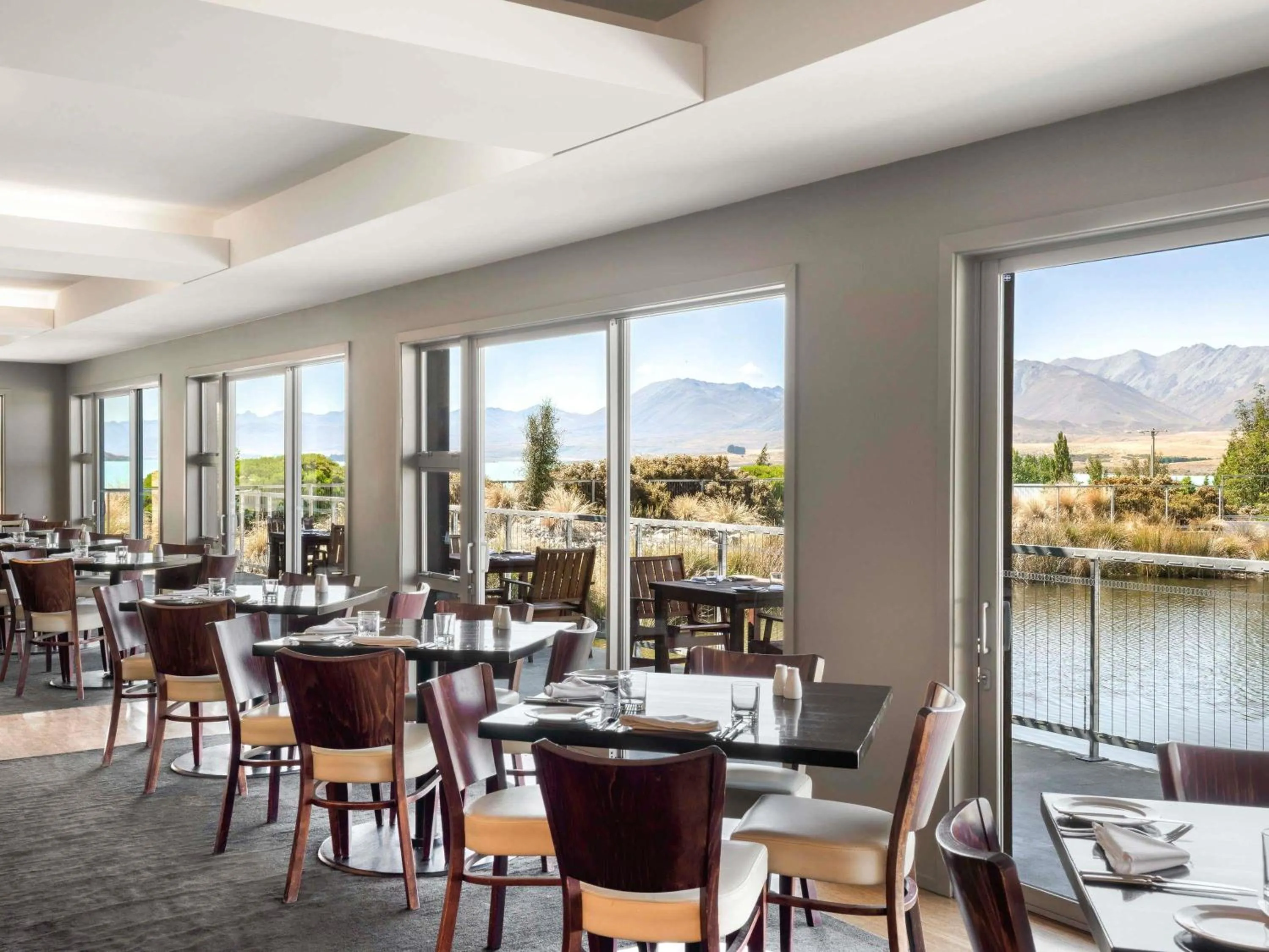 Restaurant/places to eat in Peppers Bluewater Resort