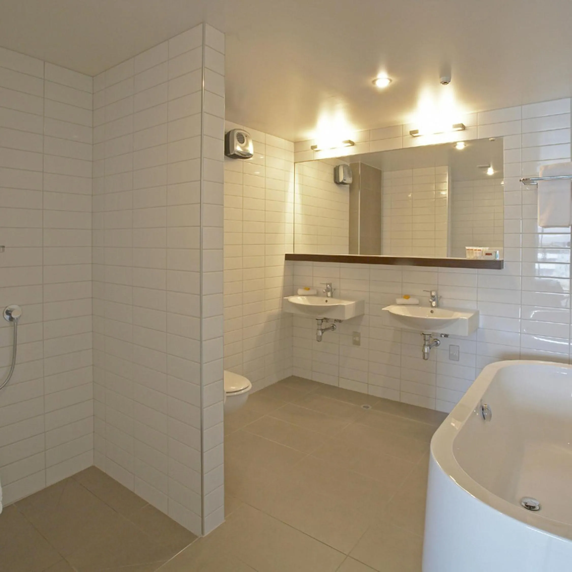 Bathroom in Peppers Bluewater Resort