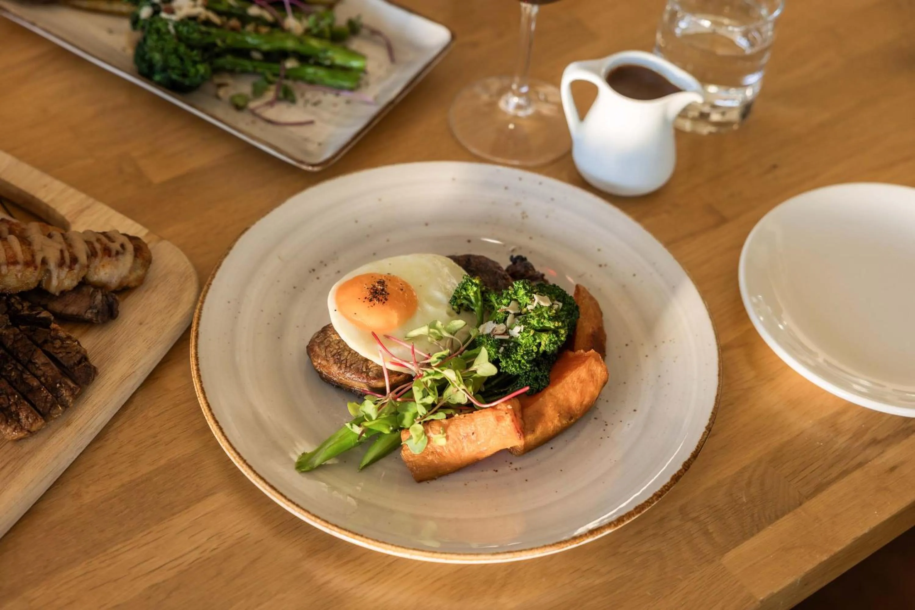 Restaurant/places to eat in Peppers Bluewater Resort