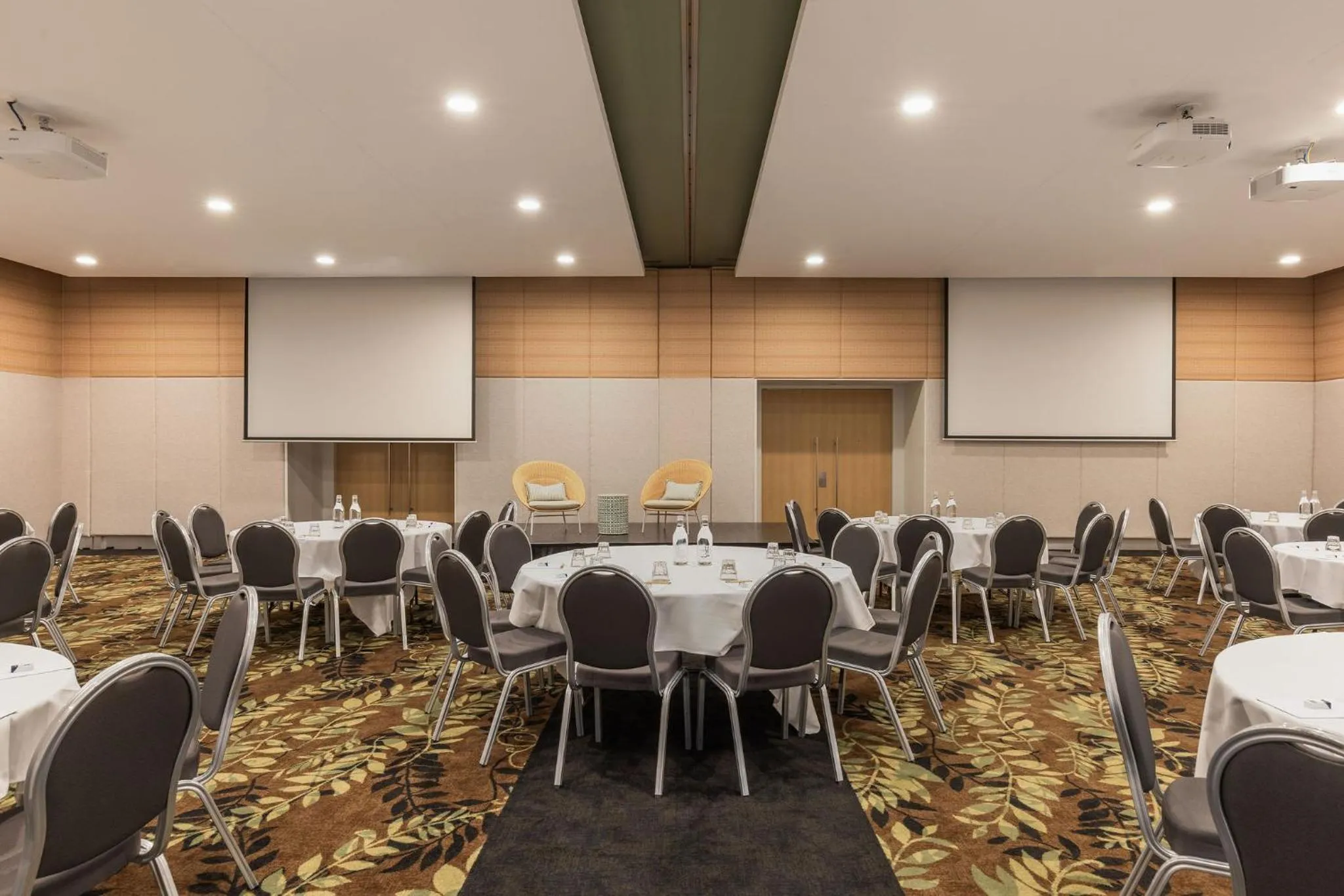 Meeting/conference room in Peppers Salt Resort & Spa