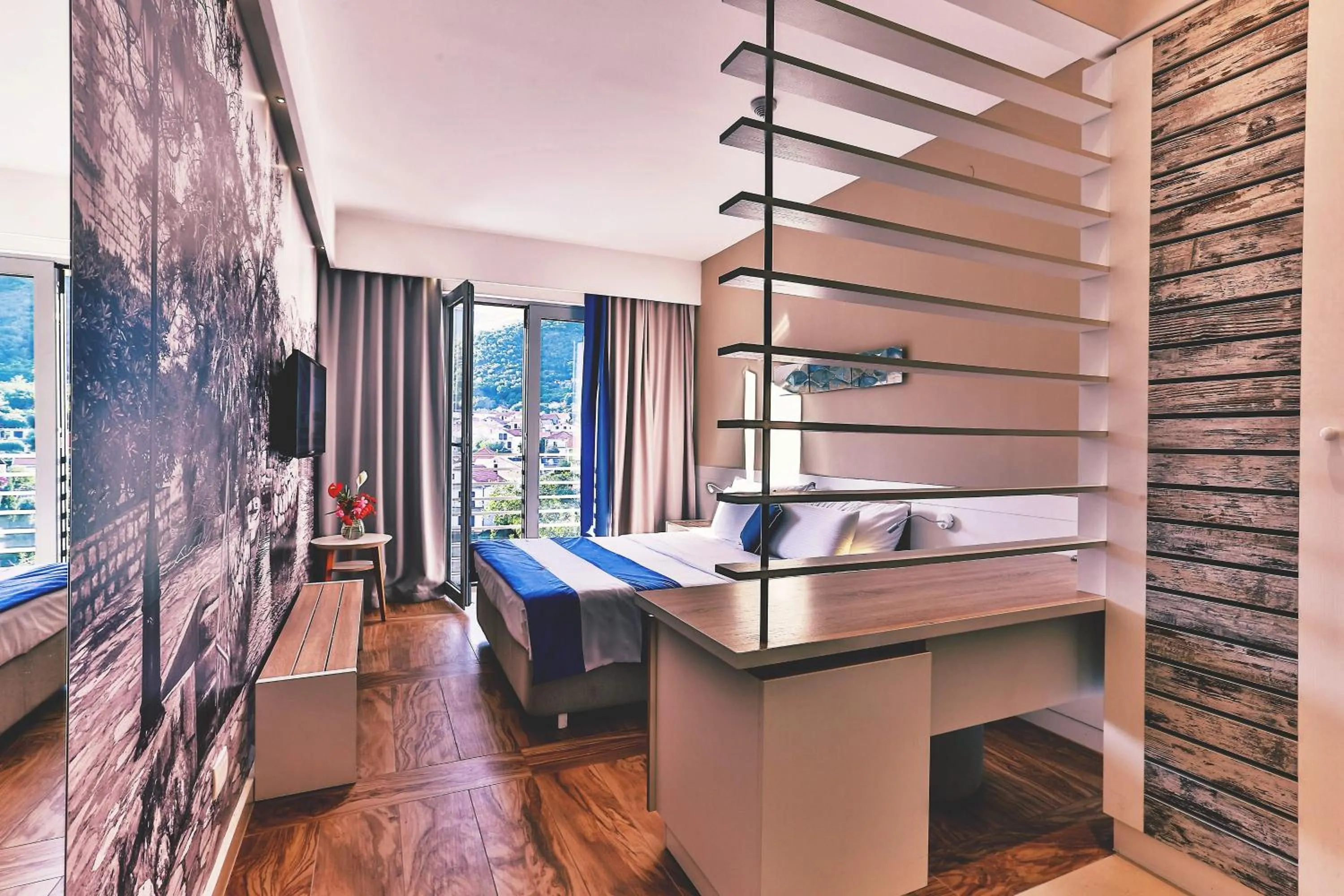 Bedroom, Bed in Carine Hotel Delfin