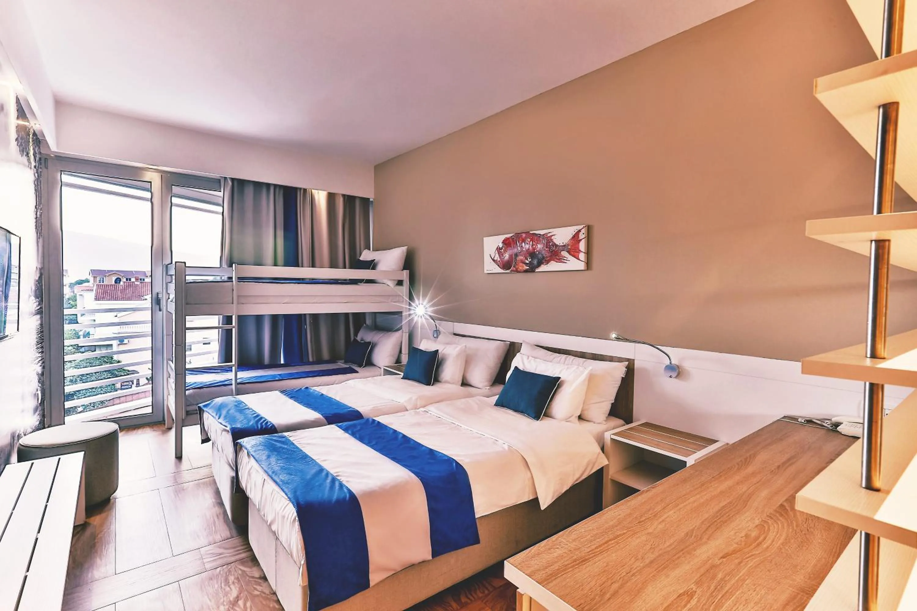 Bedroom, Bed in Carine Hotel Delfin